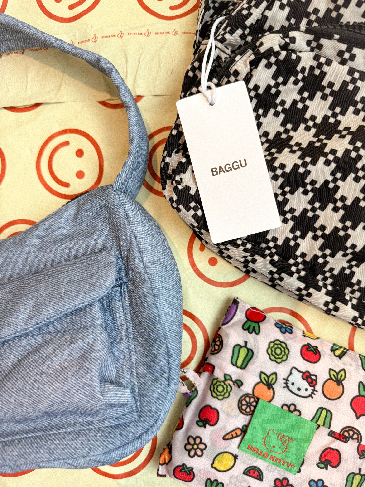 Baggu Spring/Summer 2024 Collection 

#baggu #everydaybag #summeraccesories #whatsinmybaggu

#LTKItBag #LTKTravel #LTKSeasonal