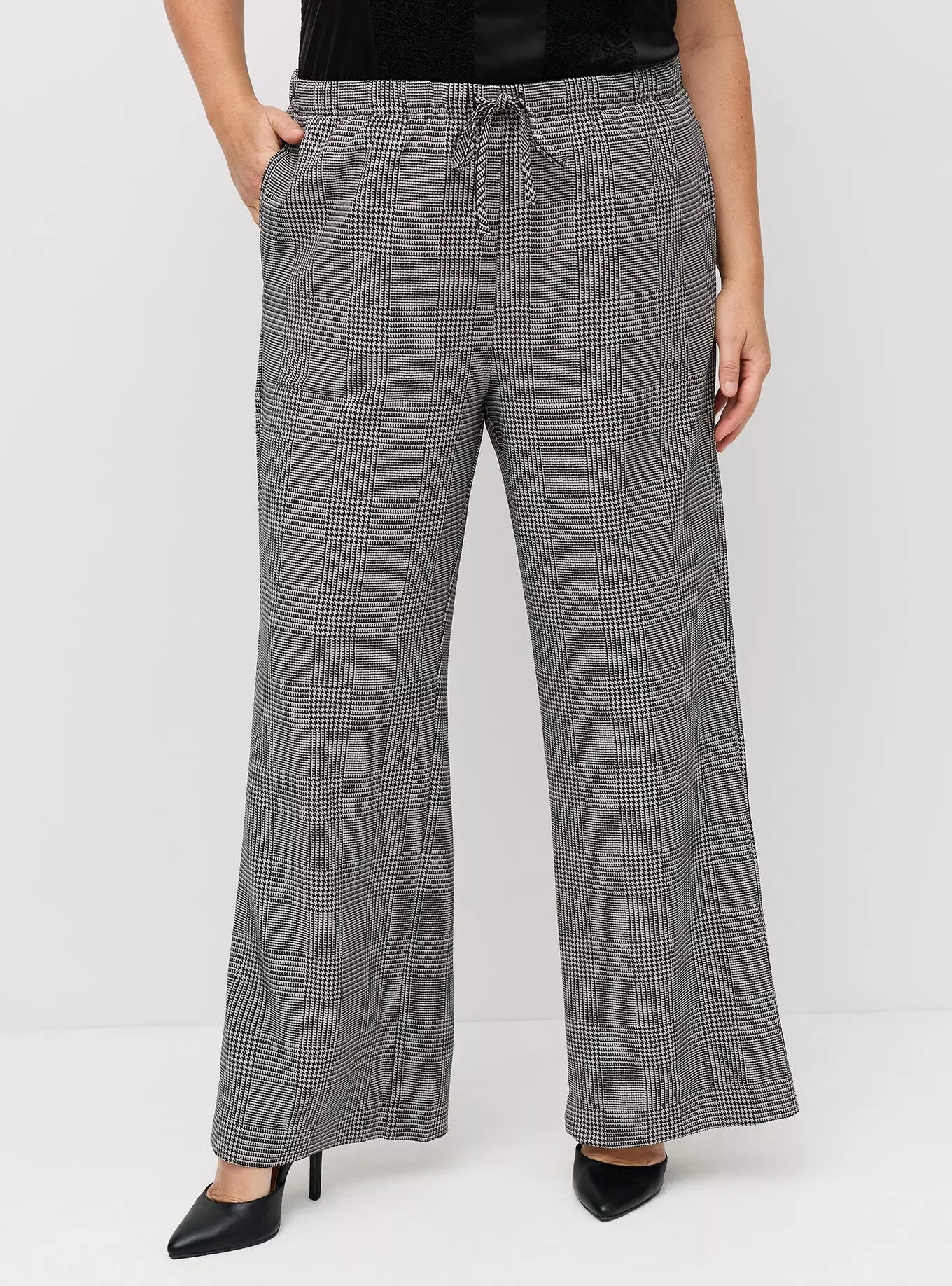 Wide Leg High-Rise Crepe Pant | Torrid (US & Canada)