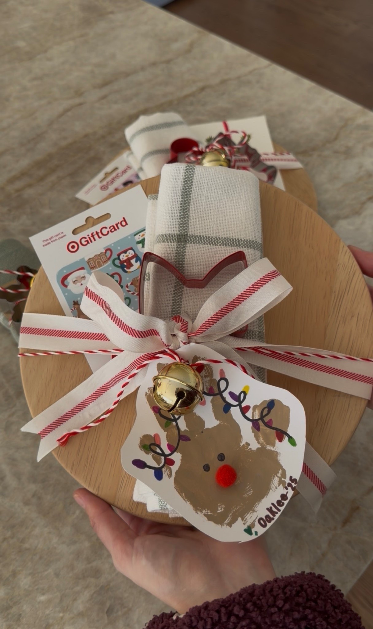 Easy, last minute teacher gift idea!!🎁

Teacher gifts// gift ideas// preschool teacher 

#LTKGiftGuide #LTKHoliday #LTKKids