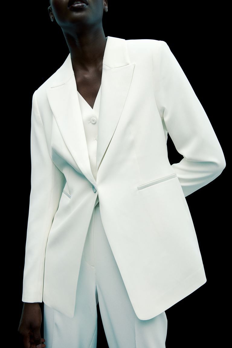 Fitted blazer - Cream - Ladies | H&M GB | H&M (UK, MY, IN, SG, PH, TW, HK)