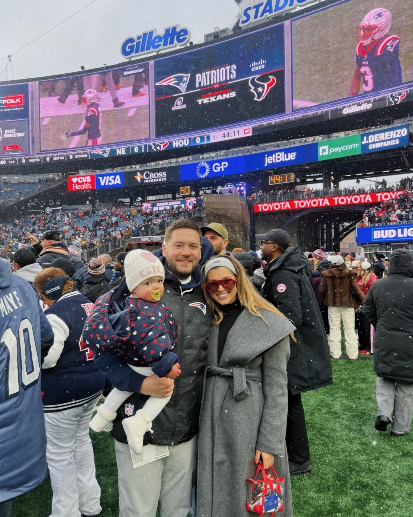 Playoff football ❤️🏈
Wearing a size S bumpsuit - always my most worn item in pregnancy! 

#LTKmomlife #LTKBaby #LTKBump