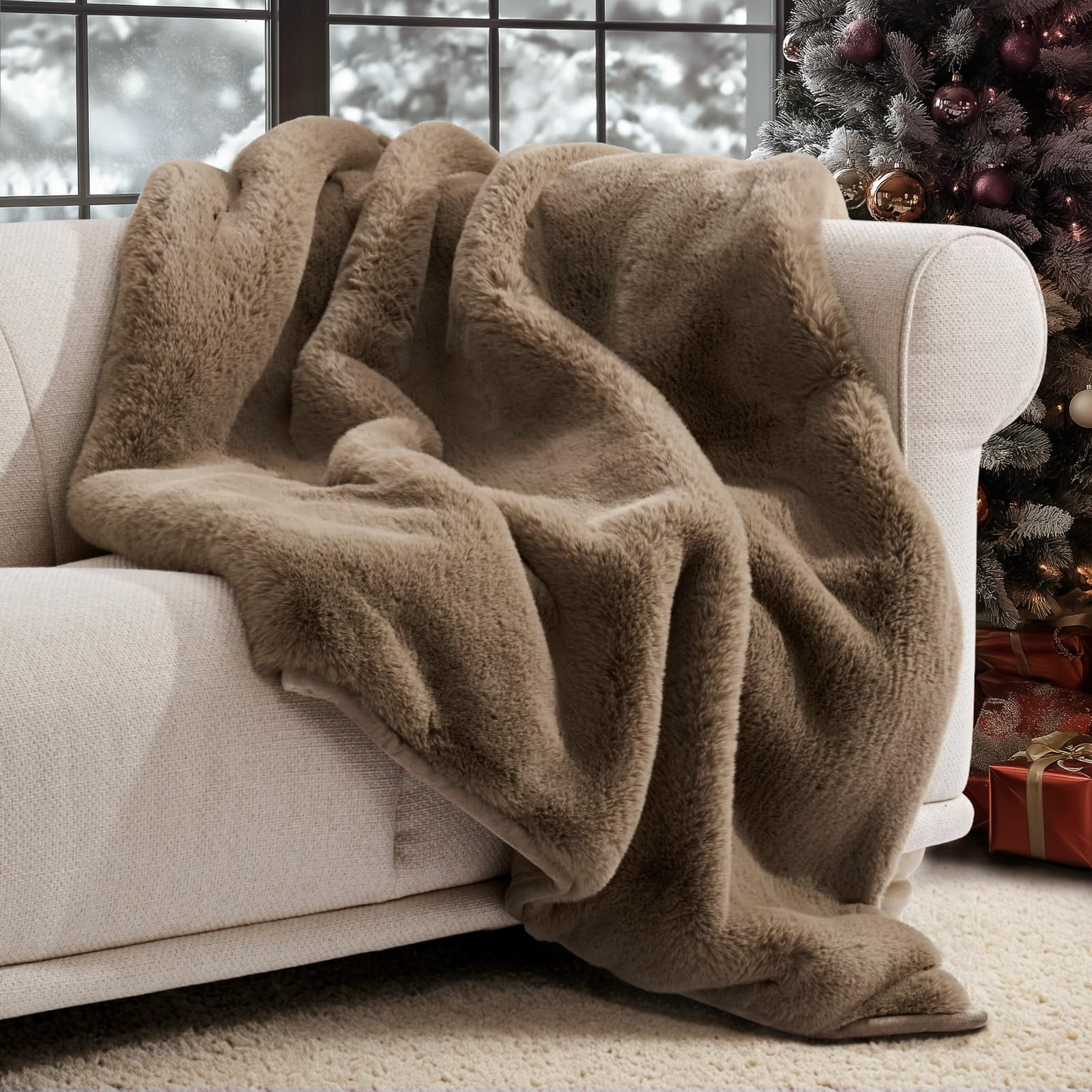 EVERGRACEHOME Luxury Soft Faux Chinchilla Fur Throw Blanket for Couch, Warm Thick Heavy Winter Th... | Amazon (US)