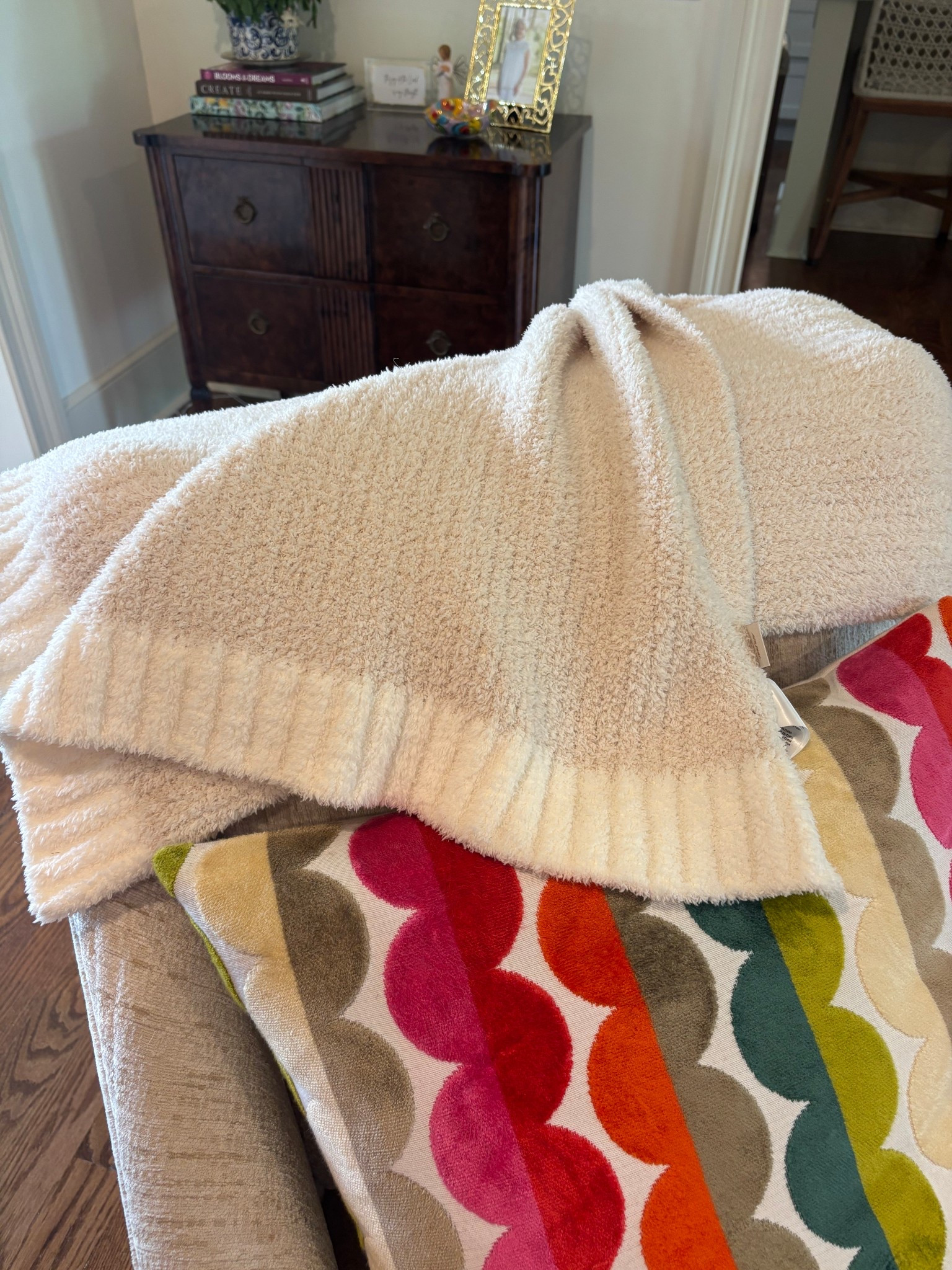 Very best Barefoot Dreams dupe 👏🏼 so many colors, such good quality!! 

throw blanket

#LTKFamily #LTKItBag #LTKHome