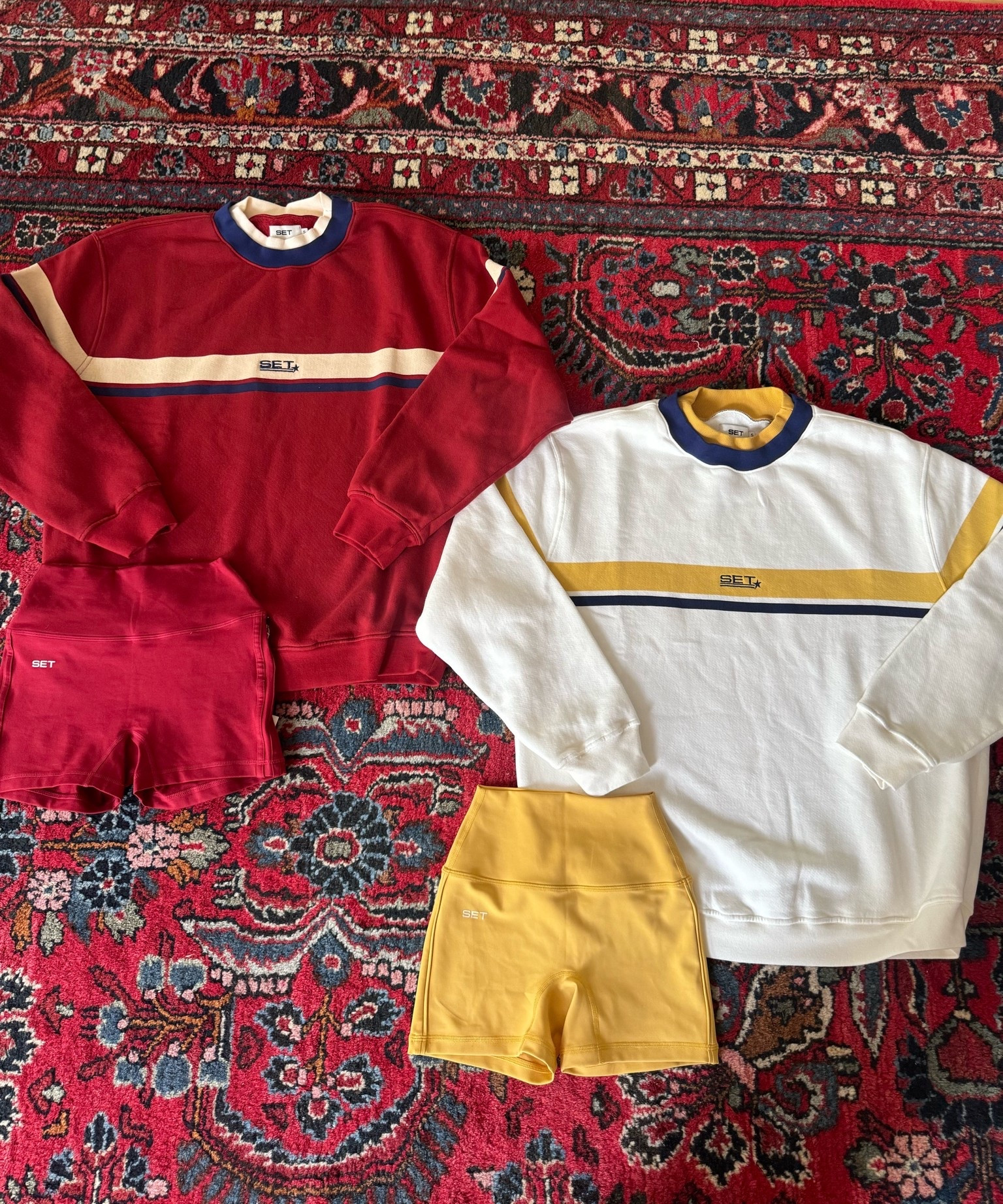 Set active 
Sweatshirt size S 
Shorts XS

#LTKgrwm #LTKootd
