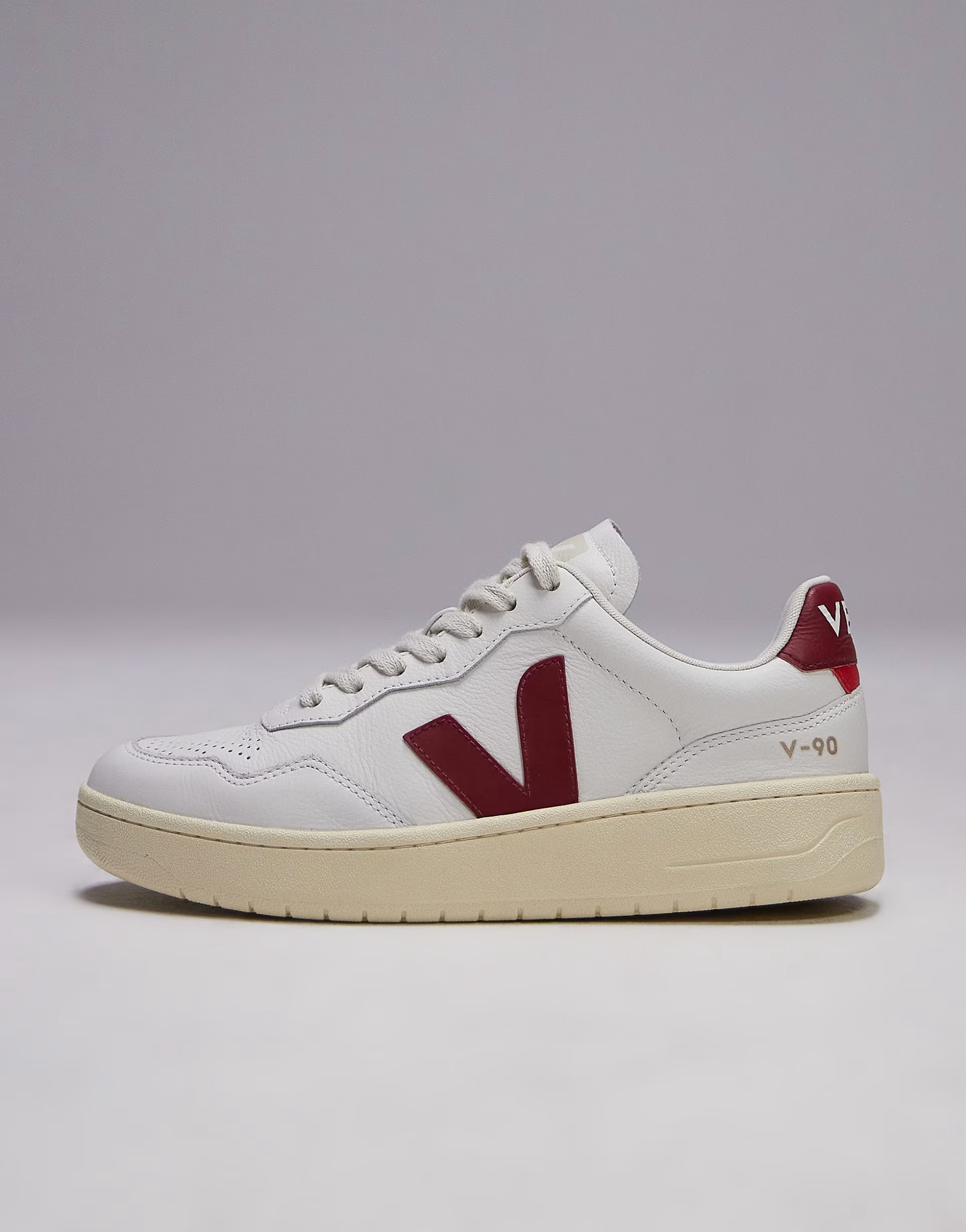 VEJA V-90 trainer in white/red | ASOS | ASOS (Global)