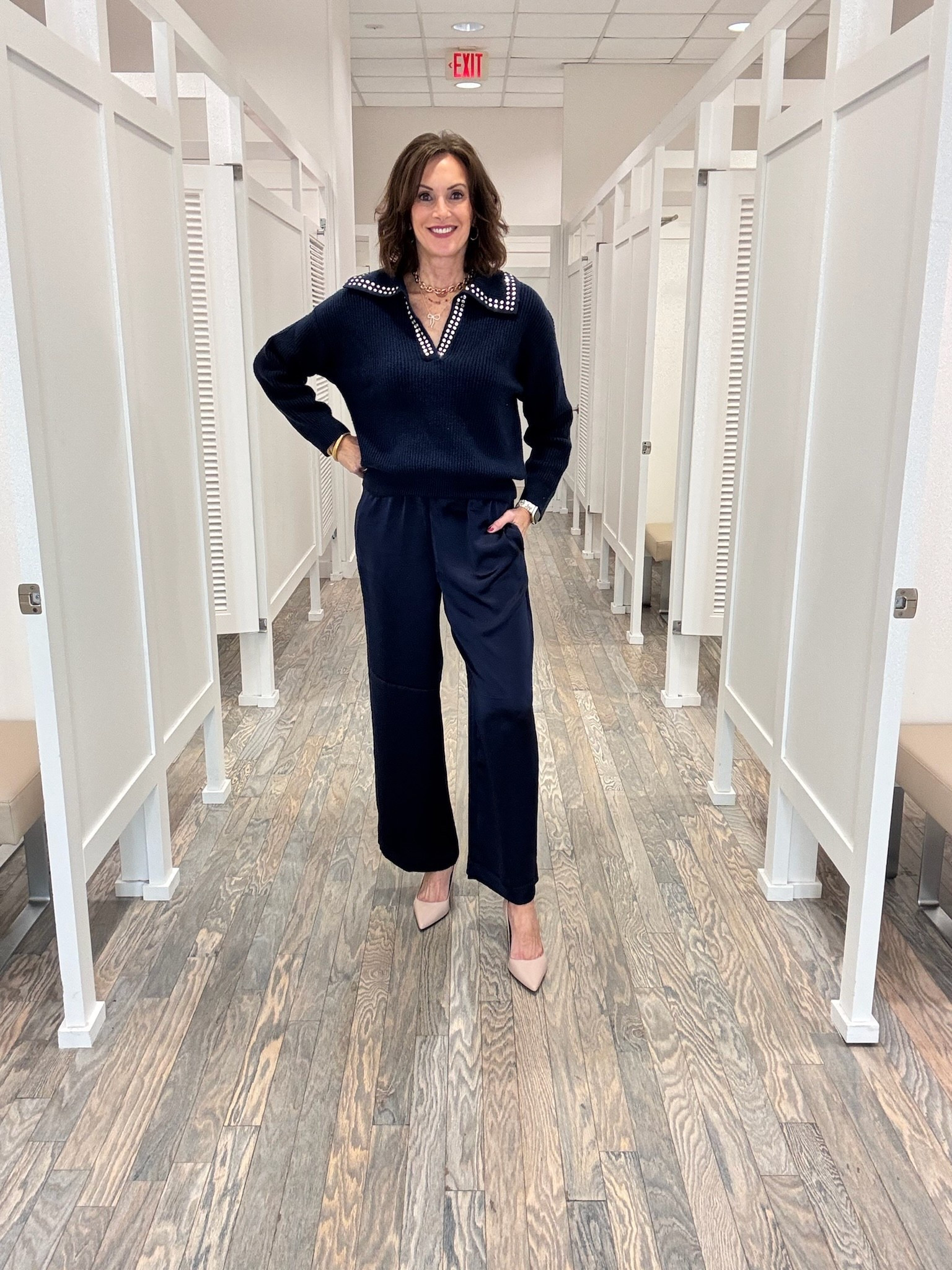 Chic holiday outfit from Loft! top is a medium/large, pants are size 6/8 and my shoes are a size 10.





Women’s fashion, outfit inspo, outfit ideas, what to wear for, fashion over 40, fashion over 50, fall outfit ideas, winter fashion, winter styles, winter outfits, winter outfit inspo, holiday styles, holiday outfits, holiday outfit inspo, holiday fashion, trending fashion, chic style

#LTKOver40 #LTKootd #LTKHoliday