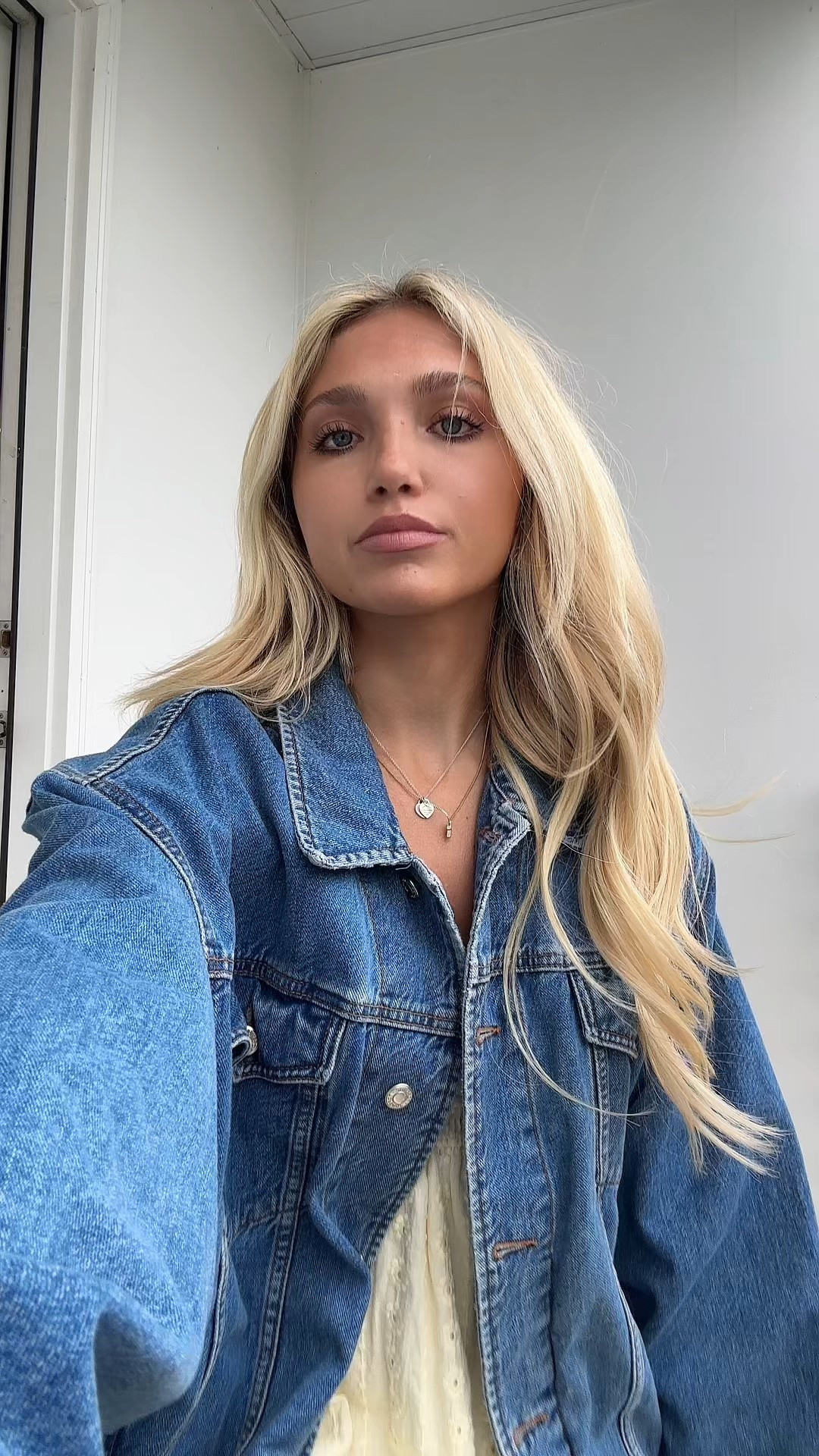 april showers kind of outfit:)
.
.
.
.
.
.
.
#Fashion #OOTD #SpringFashion #SpringStyle #FashionInspo #Fashion #OOTD #GRWM #SpringFashion #SpringStyle #FashionInspo #StreetStyle #FashionTips #StyleGuide #OutfitInspo #GRWMOutfit #SpringOOTD #LTKSpring #OutfitIdeas #StyleInspo #FashionHaul #WomensFashion #LookBook #TrendAlert #Fashionista #StyleGoals #stylereels