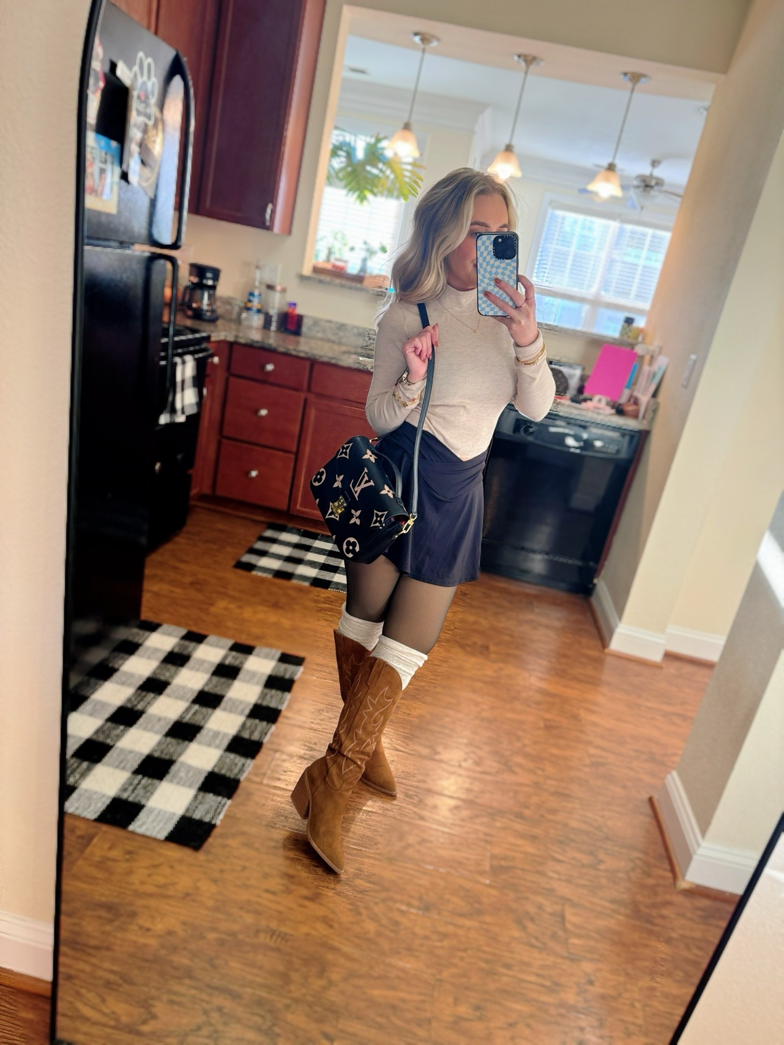 Hairstylist outfits for fall cowgirl boots skort fleece leggings Amazon American Eagle Steve Madden 

#LTKStyleTip #LTKSaleAlert #LTKSeasonal