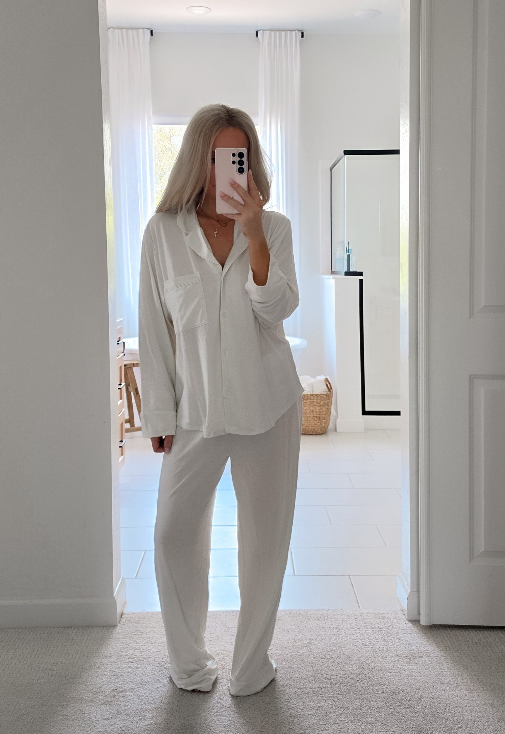 Soft pajamas 🤍

