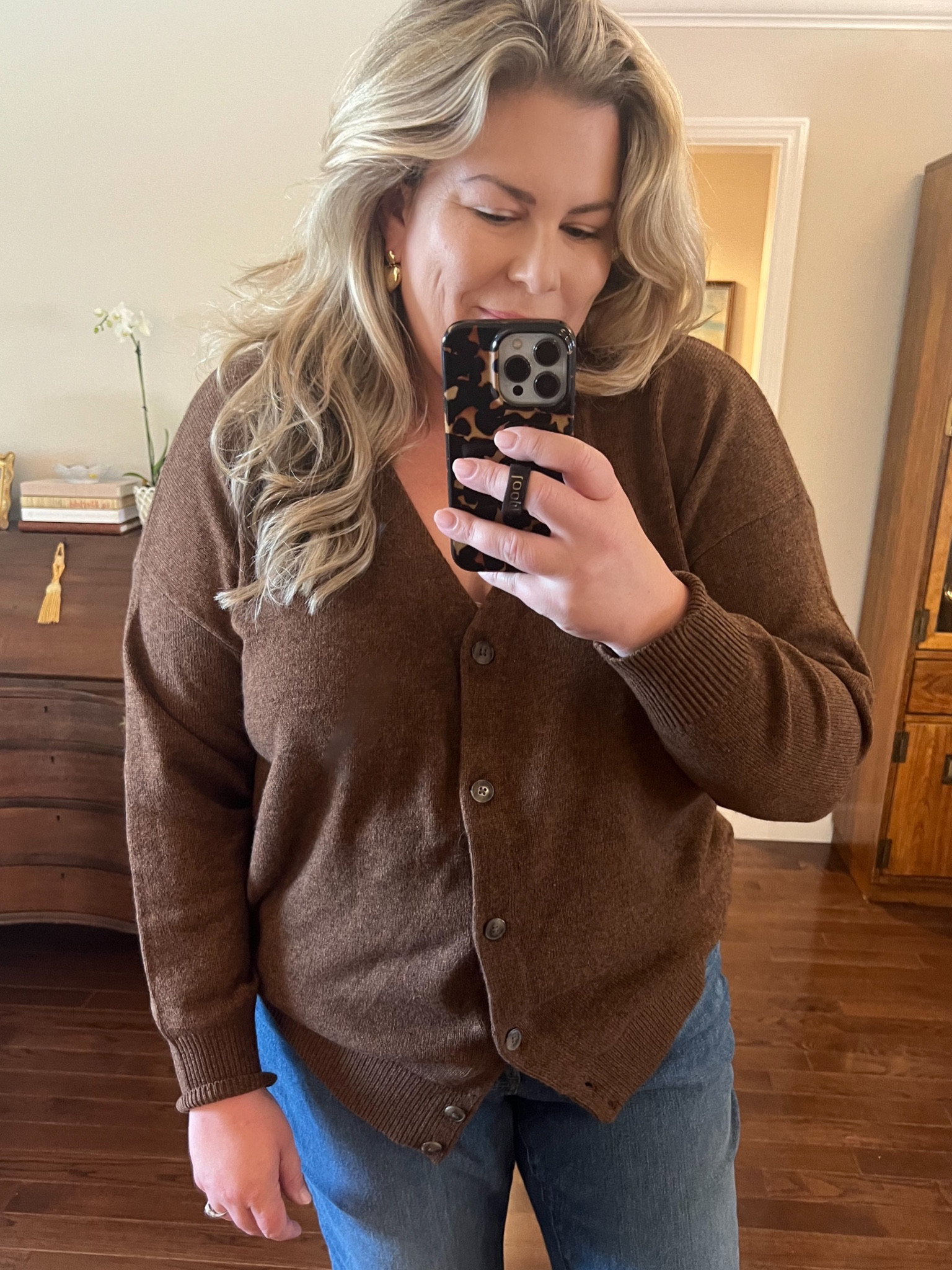 Boyfriend oversized cardigan. Comes in multiple colors. I'm wearing the XL. Part of the LTK Fall Sale with Madewell. 

#LTKmidsize #LTKSale #LTKplussize