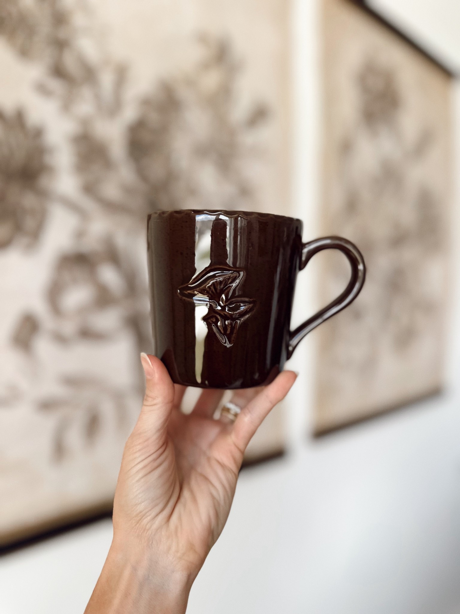 If you know me you know I love all the coffee mugs ✨☕️🤎

#LTKSeasonal #LTKHome #LTKStyleTip