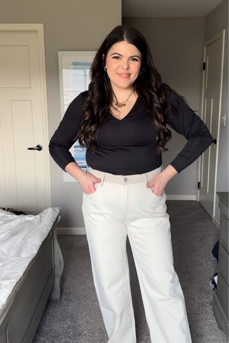 If you want to try Abercrombie but you’re nervous about how it will fit your midsize, thick tummy body, I got you!! These are some of my recent favorites from Abercrombie! 

Which is your favorite?? Let me know 👇🏼

Follow @hiericasuckow if your midsize with a tummy looking for midsize elevated casual outfits and cool mom style 🤍🖤

Everything is on my liketoknowit or you can comment “details” to get the info sent directly to you 🖤🫶🏼

 @abercrombie #Midsize #AbercrombieStyle #AbercrombieHall #SpringStyle #SpringOutfit2024 #MidsizeStyle #MidsizeOutfit midsize Abercrombie haul, midsize jeans, midsize jean shorts, midsize spring haul, cool mom aesthetic, mom outfits, elevated casual outfits, style over 30, 

#LTKsalealert #LTKSeasonal #LTKmidsize
