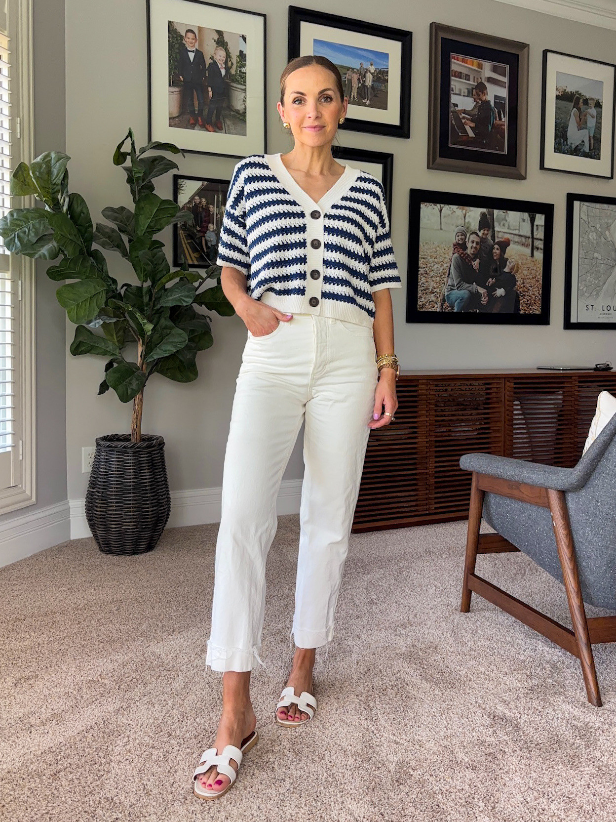 White jeans are 40% off—styled with my favorite lightweight sweater 🤍

@‌target @targetstyle #Target #TargetPartner #TargetAmbassadorApparel #ad 

 