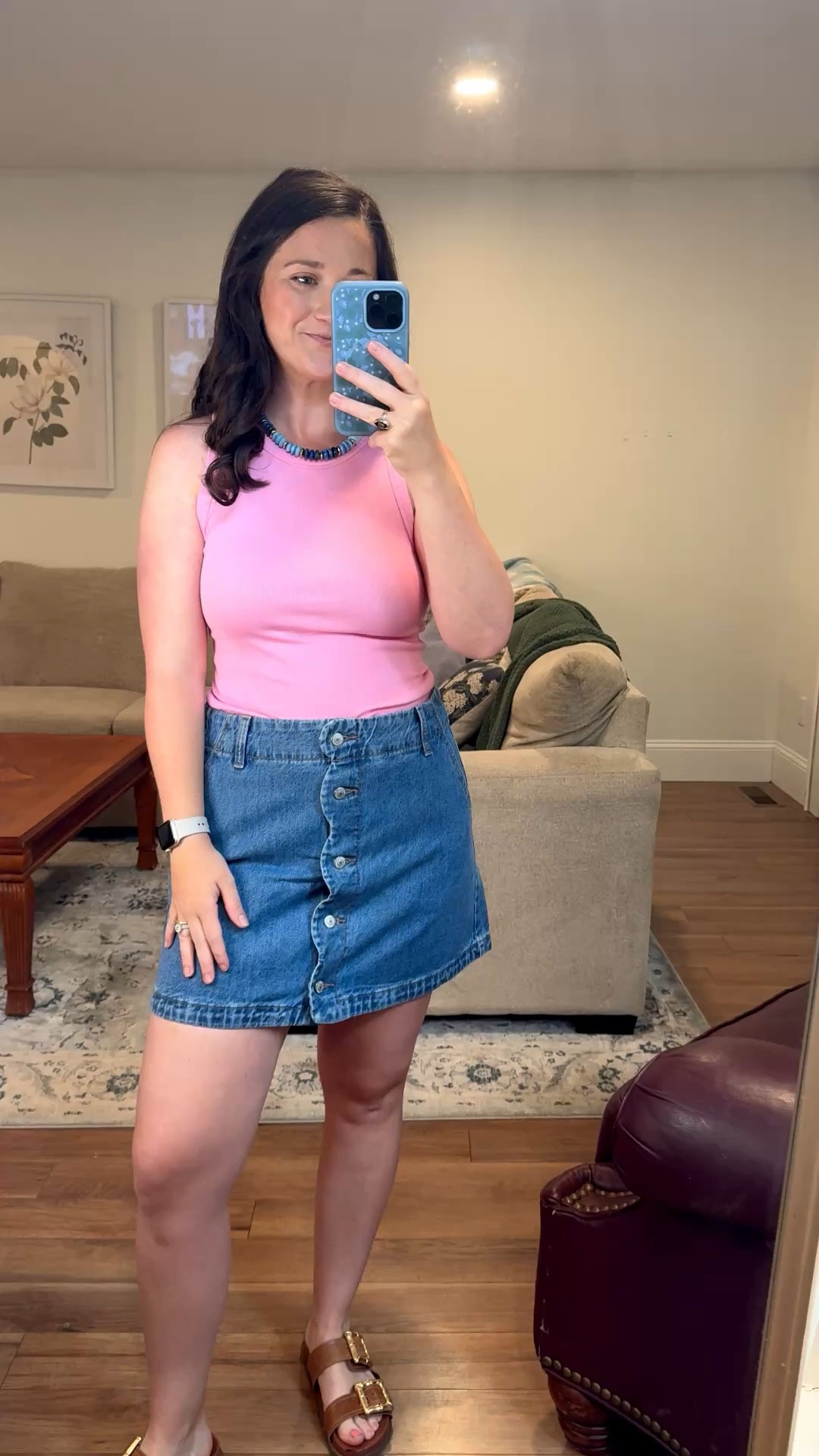 denim skirt. Cute summer outfit idea 