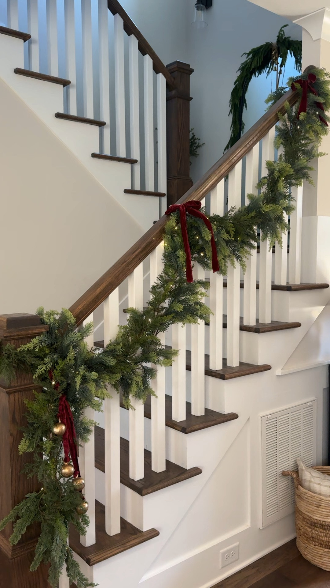 Garland on my stairs 

Stairwell decor, Christmas stairs, Christmas garland draped, velvet ribbon, velvet bows, twinkle lights, stairs garland, Christmas decor

#LTKHoliday #LTKHome #LTKSeasonal