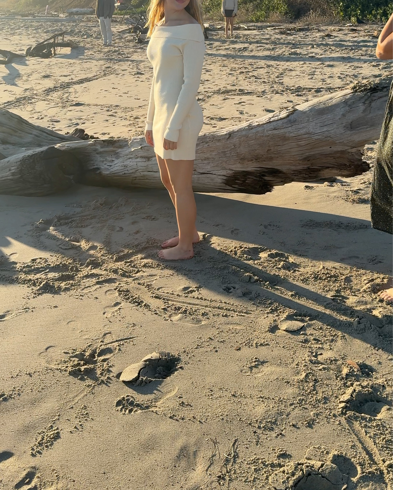 Behind the scenes of our fall family photos 🍂🤎 My teen daughter wore this beautiful knit sweater dress (Amazon find!) in the shade beige and it photographed SO well on the beach. We kept a neutral fall tone theme and this dress was perfect — soft, great quality, and super flattering.

She’s 5’6”, ~140 lbs, wearing a size Small for reference. Linking this exact fall sweater dress, plus a few other fall dresses + winter dresses she tried on and loved, and the neutral western boots she wore with this look. Perfect for family photos, Christmas photos, holiday shoots, teen girl outfits, and cozy fall/winter outfits. 🤎✨

Shop everything in my LTK!







#falloutfit
#falldress
#fallsweaterdress
#sweaterdress
#winterdress
#familyphotoshoot
#familyphotos
#christmasphotos
#holidayphotoshoot
#neutraloutfit
#amazonfashion
#amazonfinds
#amazondress
#amazonsweaterdress
#teenoutfits
#teenstyle
#fallstyleinspo
#fallfamilyphotos
#holidayfamilyphotos
#cozyfalloutfit
#ltkfallfashion
#ltkholidaystyle
#ltkgiftguide
#ltkwinterstyle
#ltkfamilyphotooutfits
#beachphotos 


#LTKootd #LTKFindsUnder100 #LTKFindsUnder50