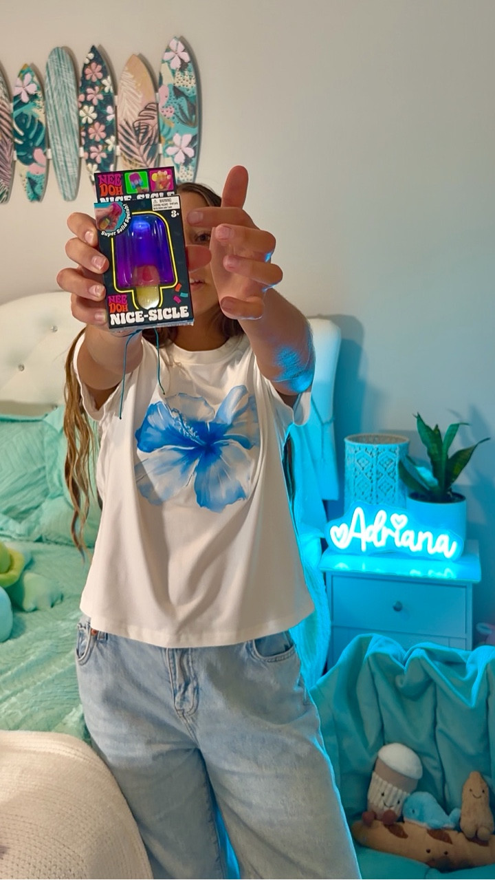 🚨3 NeeDohs. 3 winners. 🚨GO ENTER ON ALL MY PLATFORMS👉@lifewithadrigirl on Instagram, TikTok & YouTube ‼️ Links in bio
✨#needoh #giveaway #fyp #squishy #viral

#LTKgrwm