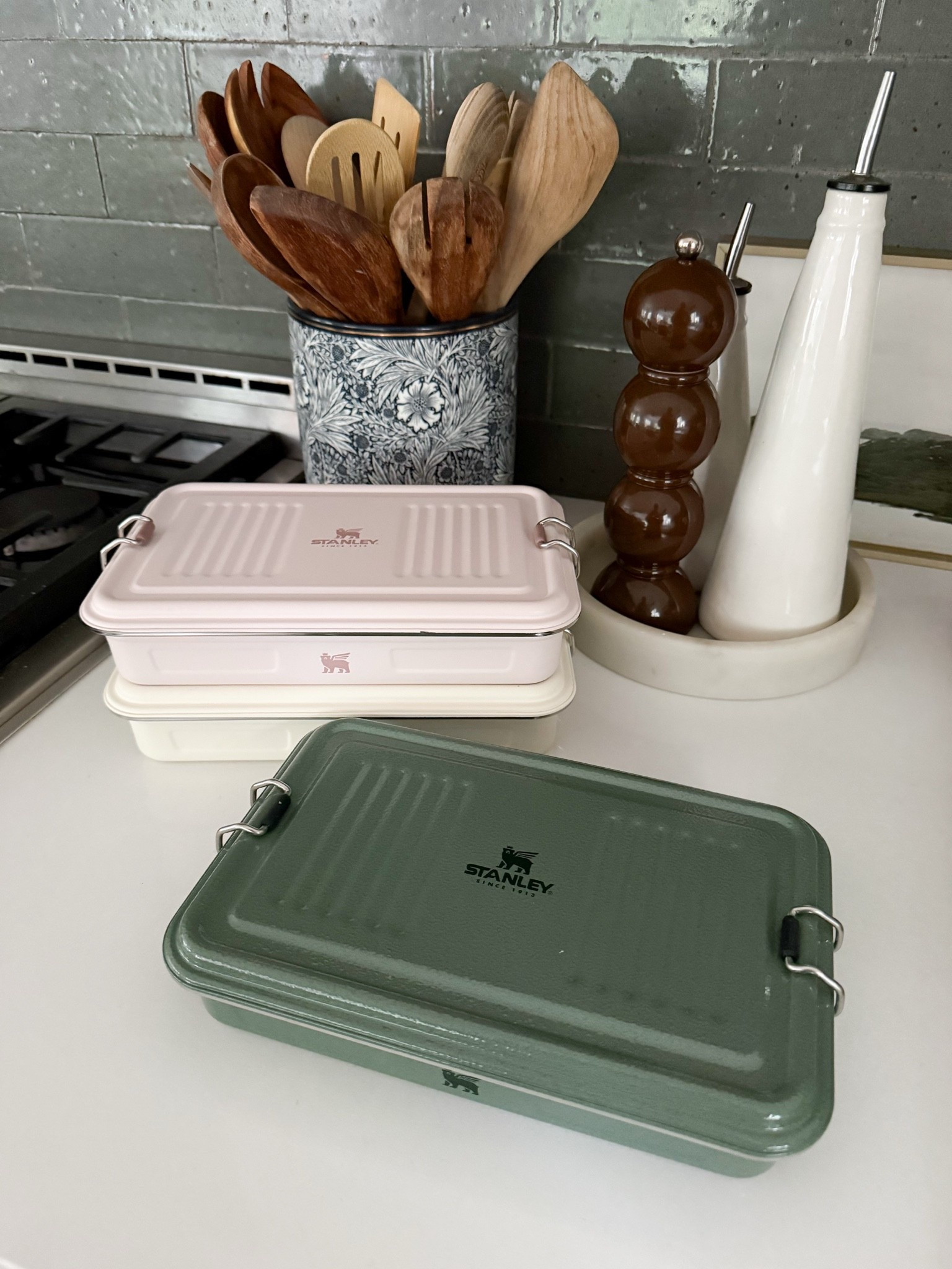 These Stanley boxes are the perfect size for school lunches or snacks by the beach or pool. This is the smallest size but they also come larger! Currently on sale…

#LTKSaleAlert #LTKKids #LTKTravel
