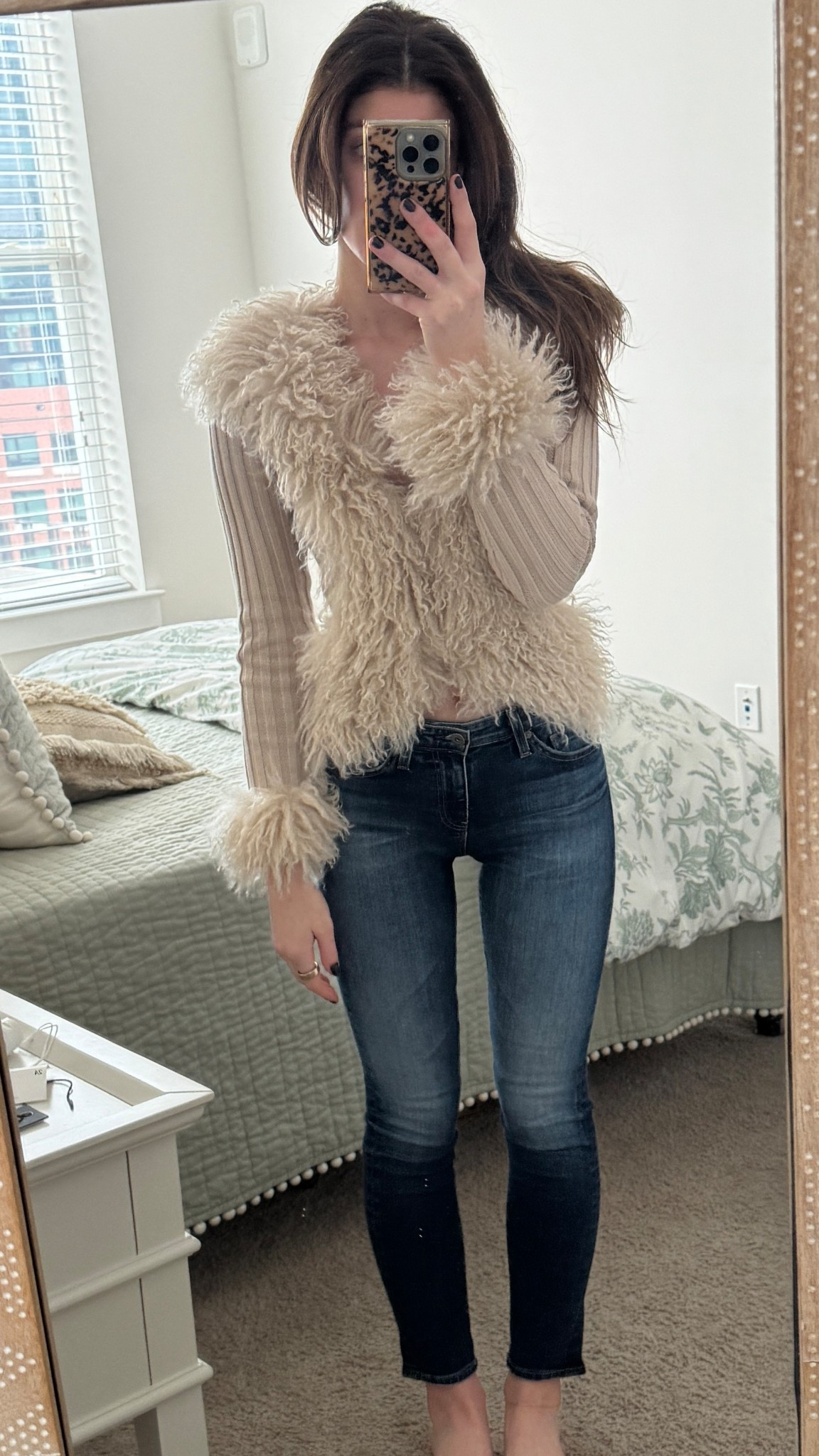 feeling fabulous & very 2000s chic today in this feather trim sweater & AG skinny jeans 

#LTKU #LTKSaleAlert #LTKootd