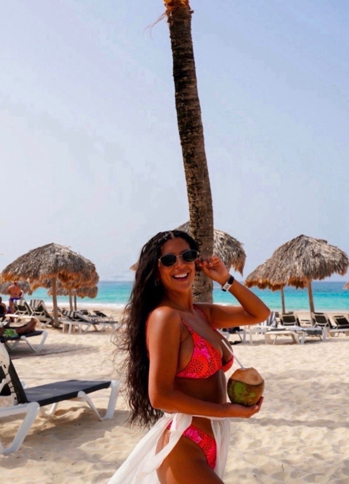 ✨ Vacation mode: activated

A bright bikini, an ocean view, and a fresh coconut in hand. Sometimes the best travel essentials are the simplest ones.

#beachvacation #swimstyle #vacationoutfit #resortwear #beachdayvibes #tropicalgetaway #vacationfashion #summerstyle #beachlook #travelstylefinds

#LTKTravel #LTKootd #LTKSeasonal