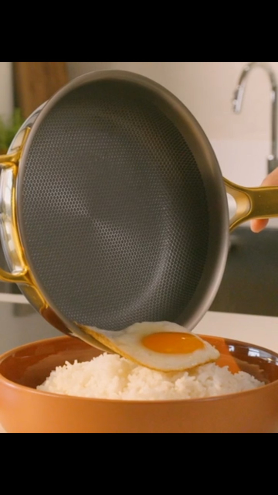 Non toxic pans are now on sale! Perfect gift for mom and mother in law 

#LTKCyberWeek #LTKSaleAlert #LTKGiftGuide