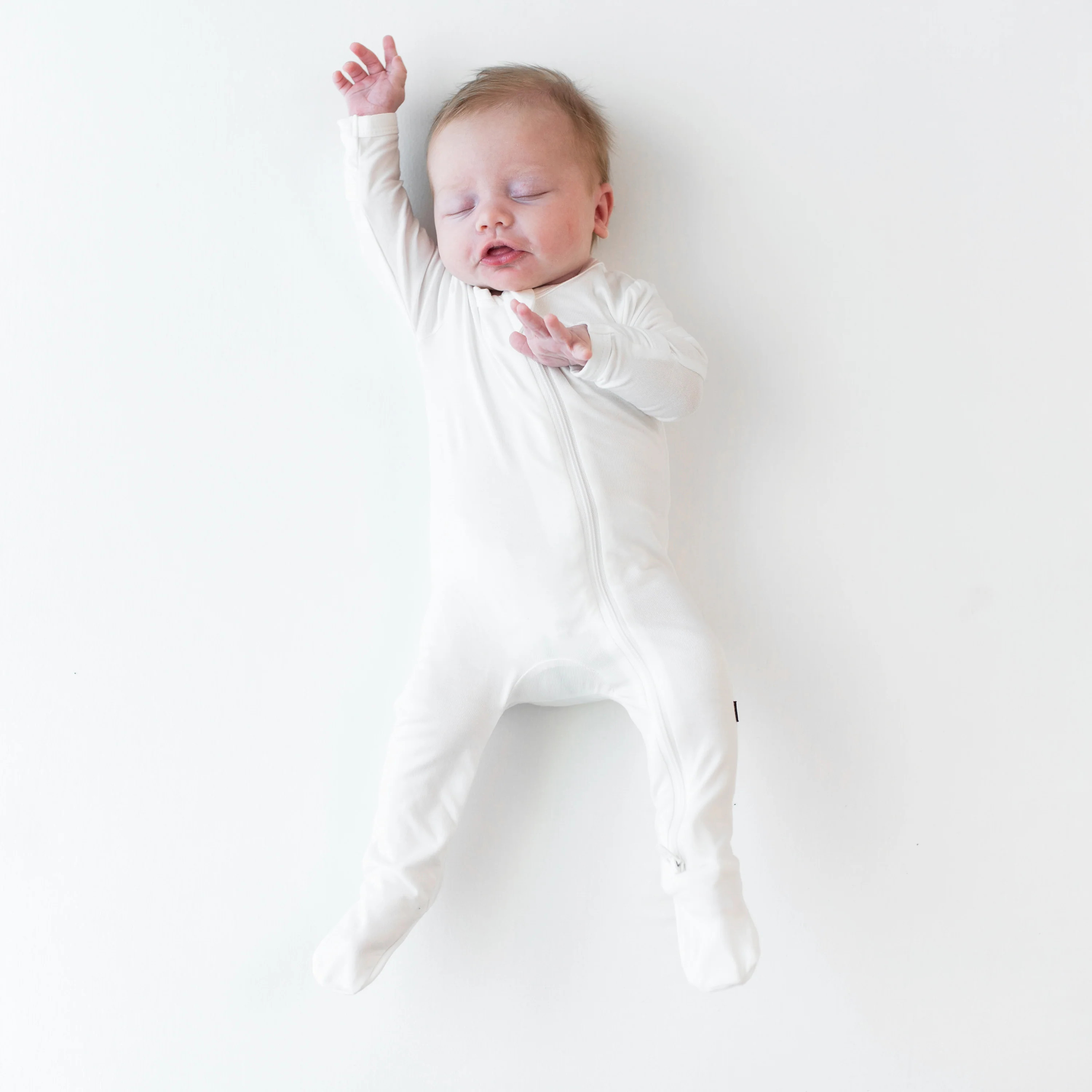 Zippered Footie in Cloud | Kyte BABY