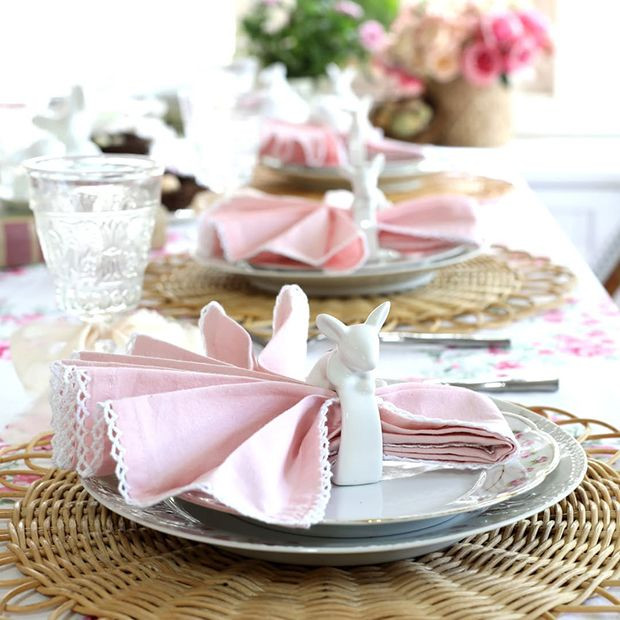 ARTHUR COURT PORCELAIN CLIMBING BUNNY NAPKIN RINGS SET OF 4 | Antique Farm House