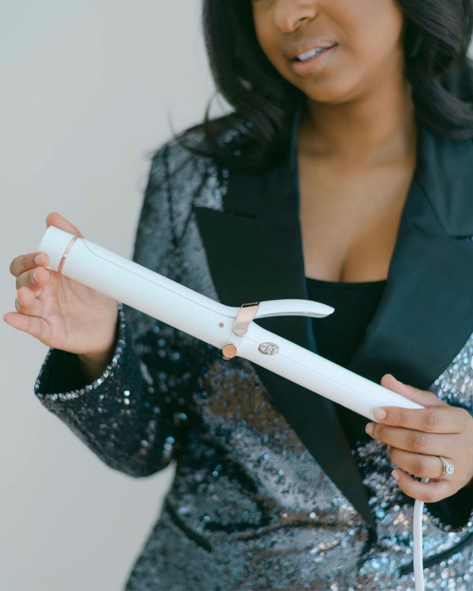 T3 micro curling irons are THE BEST curling irons out there! 25%off site wide. No code needed. 

#LTKbeauty #LTKHoliday #LTKGiftGuide