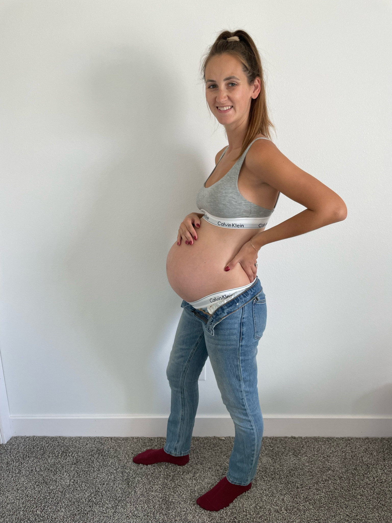 34 weeks today. Baby girl is the size of a cantaloupe 🍈 

#LTKBump #LTKFindsUnder100 #LTKFindsUnder50