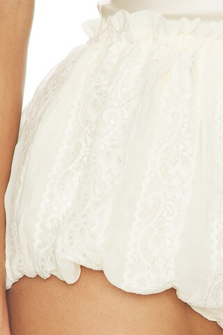 Juniper Bloomer Shorts in Vintage Cream | Revolve Clothing (Global)