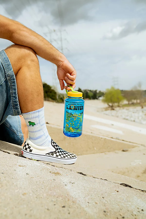 Parks Project LA River Nalgene 32 oz Water Bottle in Slate Blue at Urban Outfitters | Urban Outfitters (US and RoW)