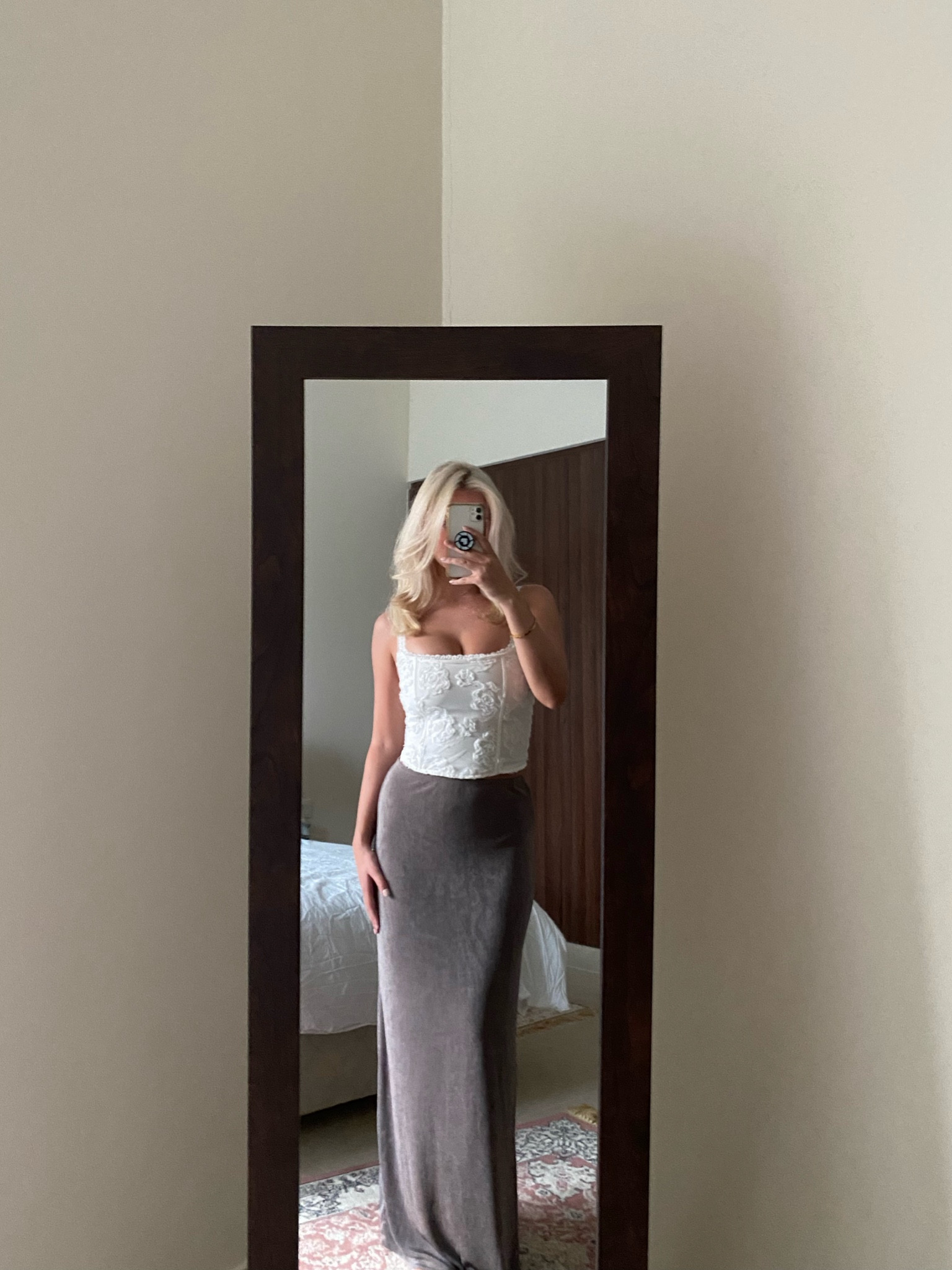 Dinner outfit on holiday 🤍 Corset and maxi skirt, perfect for summer, date night or a drink night with the girls 🥂

#LTKeurope #LTKbeauty #LTKstyletip