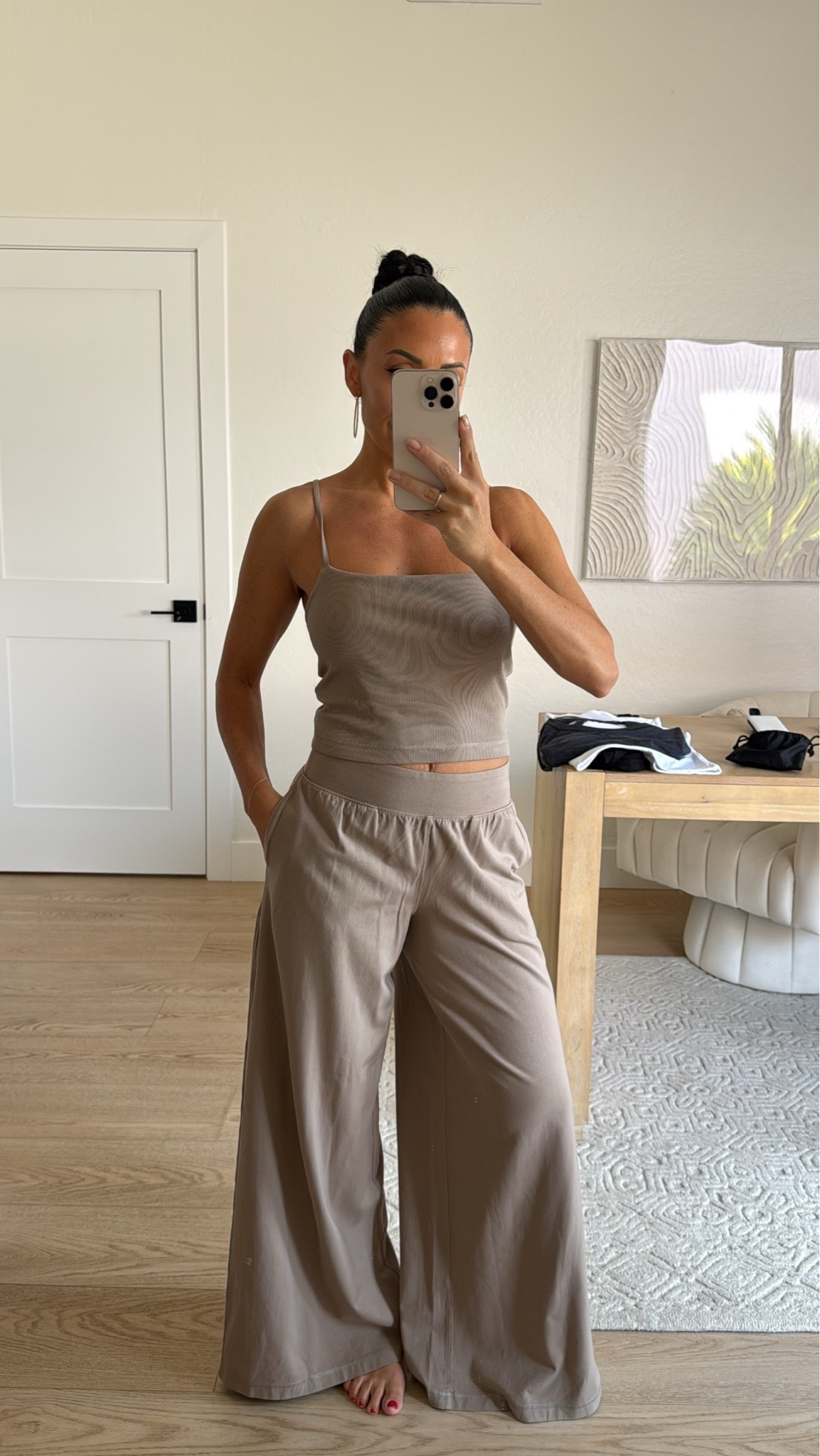 Tried on this @freepeople set today! I’m in a size XS in the color driftwood. Great active set for school drop off and lounge or post gym errands!

#LTKActive #LTKgrwm #LTKdayinmylife