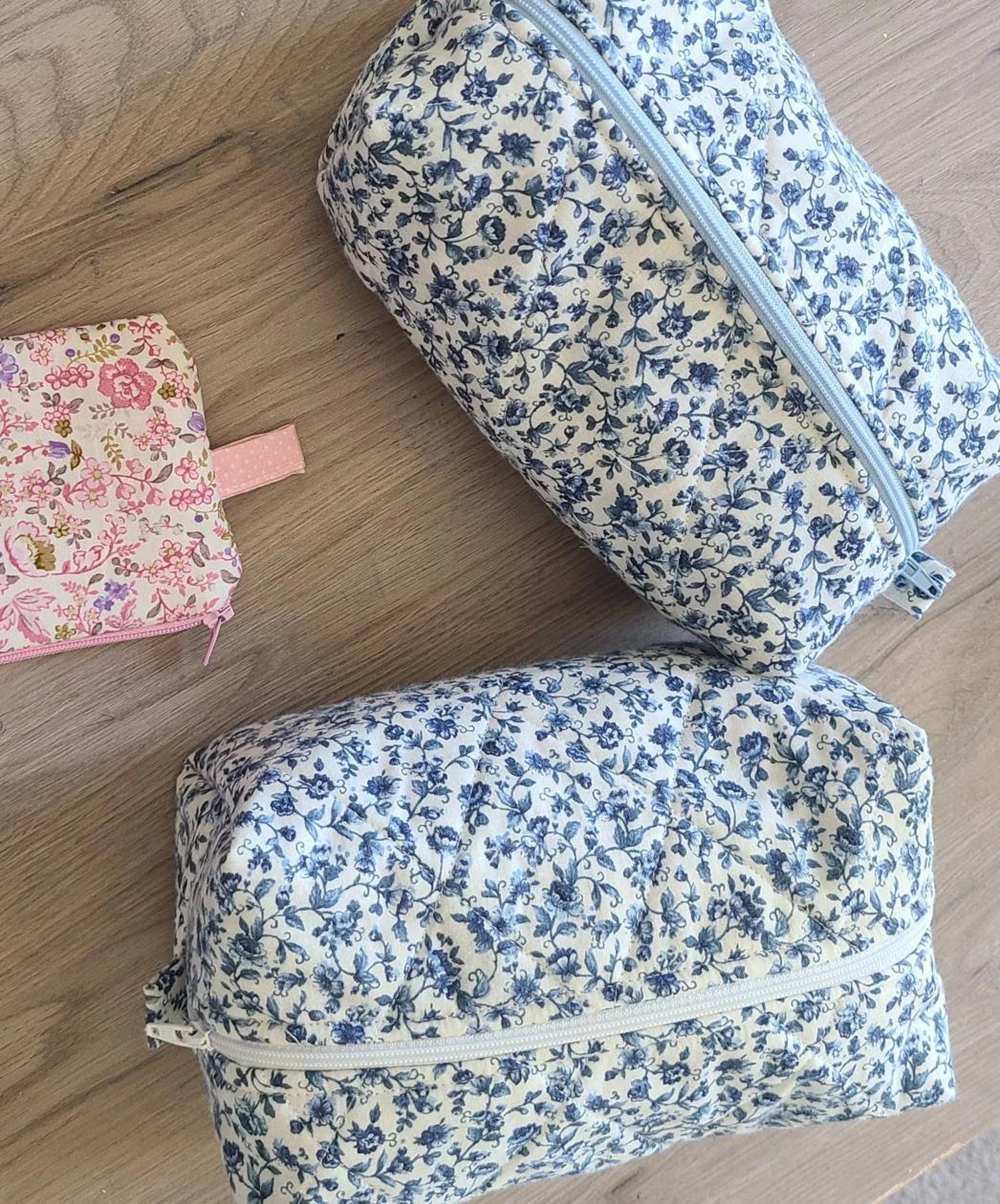 Quilted makeup bags, floral makeup bag, cute bag, Toiletry bag, boxy makeup bag, ginghammakeupbag... | Etsy (US)