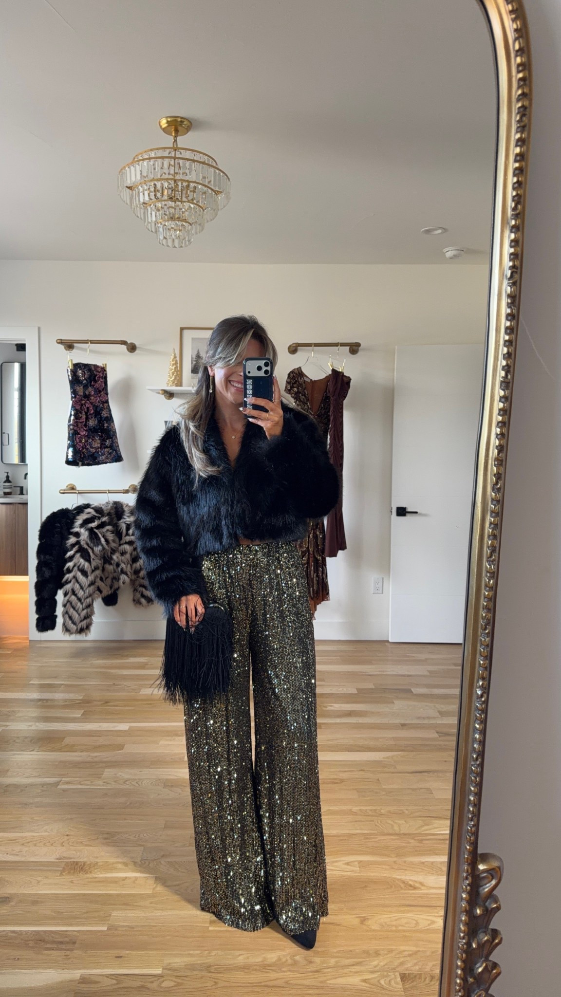 Vici metallic pants with fur cropped coat holiday event outfit 

Vici code: emerson35

Wearing my usual smalls 

Holiday event
New years
Sequin pants
Fur jacket
Special occasion
Winter wedding guest

#LTKFindsUnder100 #LTKParties #LTKHoliday