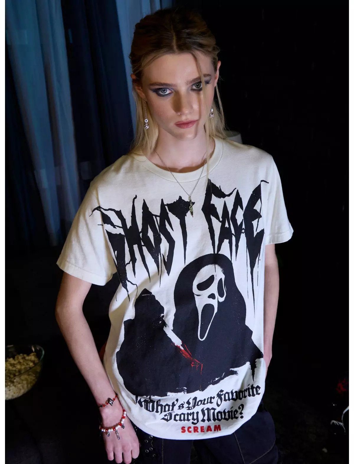 Ghost Face Favorite Scary Movie T-Shirt | Hot Topic | Hot Topic
