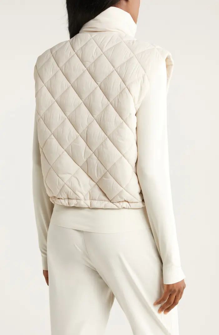 Zella Reversible Quilted Nylon Puffer Vest | Nordstrom | Nordstrom