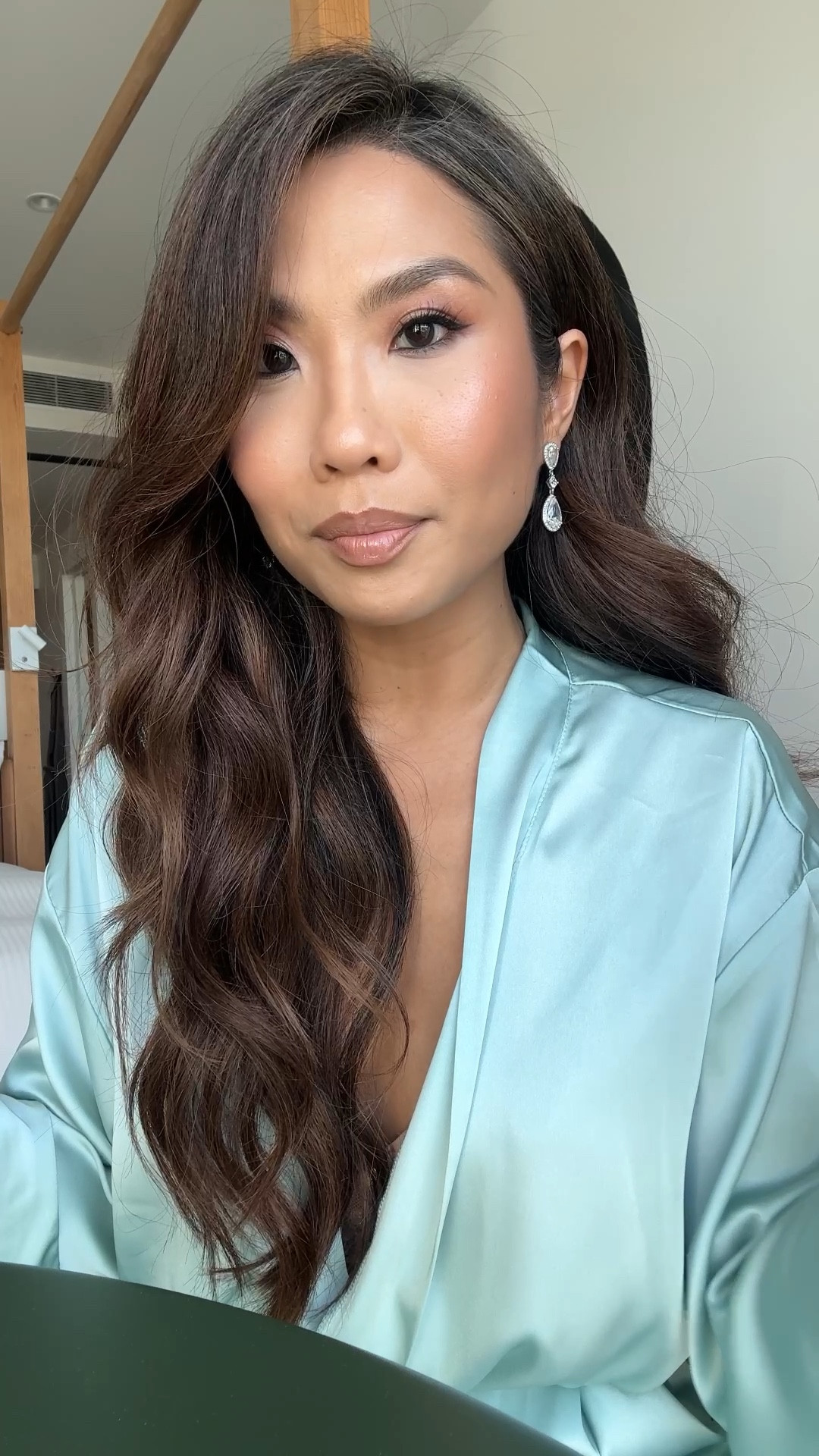 Wedding guest makeup!!

Base - original Armani luminous silk mixed with NARS soft matte and Armani fluid sheer in #10
Blush - She’s so LA and she the moment on top
Highlighter - Flaunt 

Liner - Huda beauty Sandy beige all over and ABH cool brown to define
Lipstick - NARS breathless all over and MAC creme de nude in the center
Lipgloss - Tom Ford in N4 East Coast

#LTKBeauty