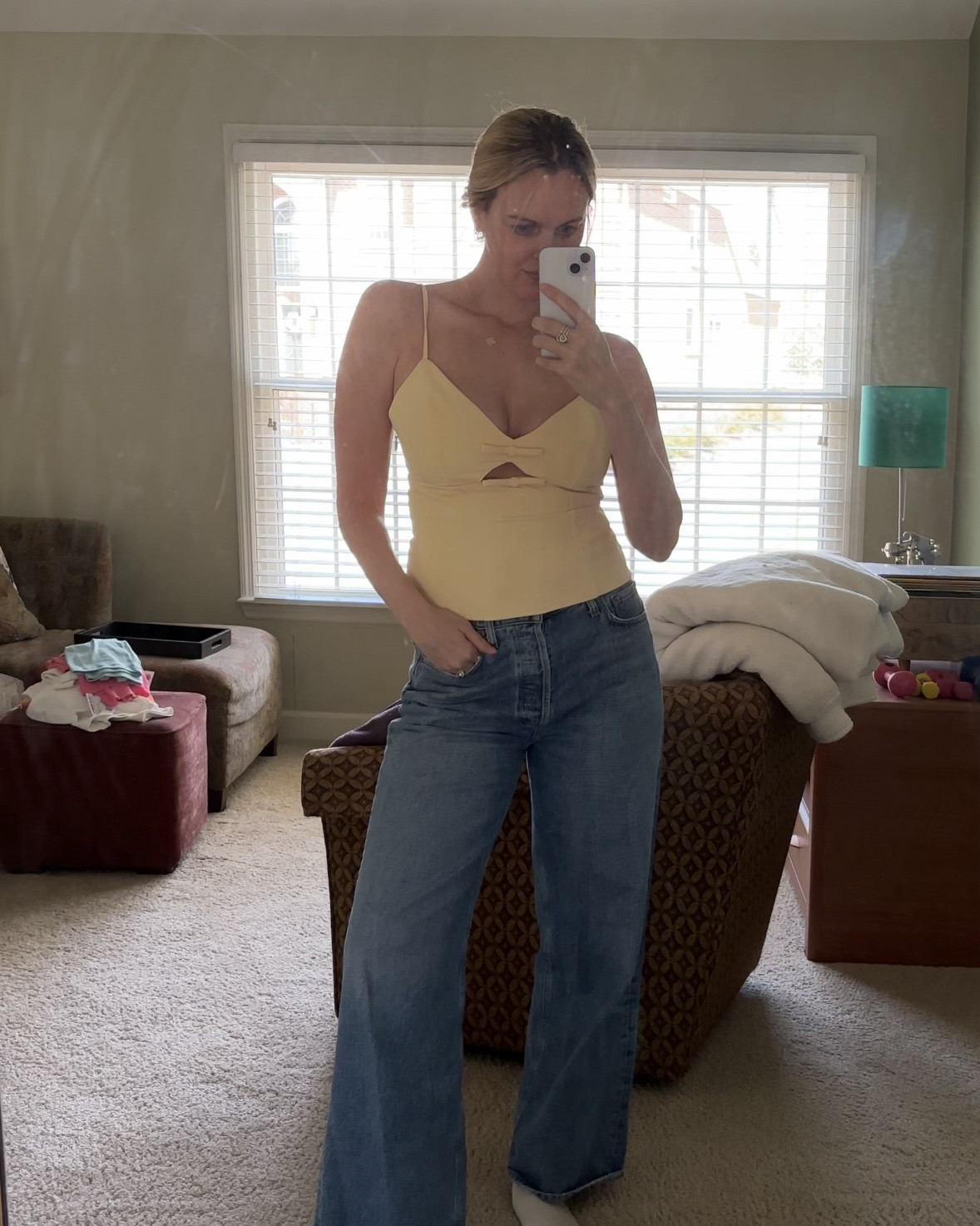 A postpartum Abercrombie haul!! 
• 1) wearing medium top 
• 2) wearing medium top 
• 3) wearing medium top 
• 4) wearing men’s small 
• 5) wearing men’s small 

Pants are agolde size 27 - fits TTS 

#LTKspring #LTKcurves #LTKstyletip