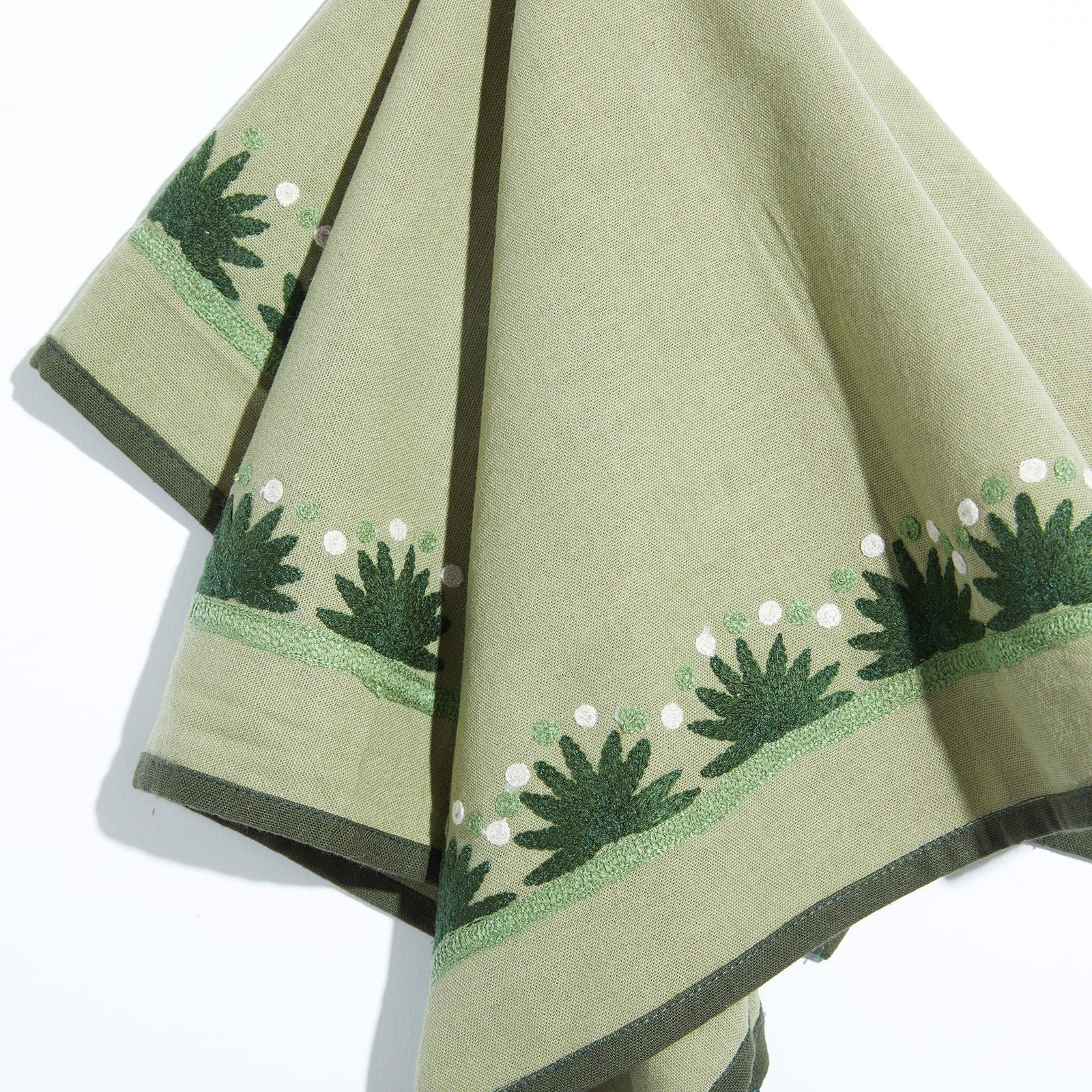 Starburst Evergreen Napkin | Maison Venu