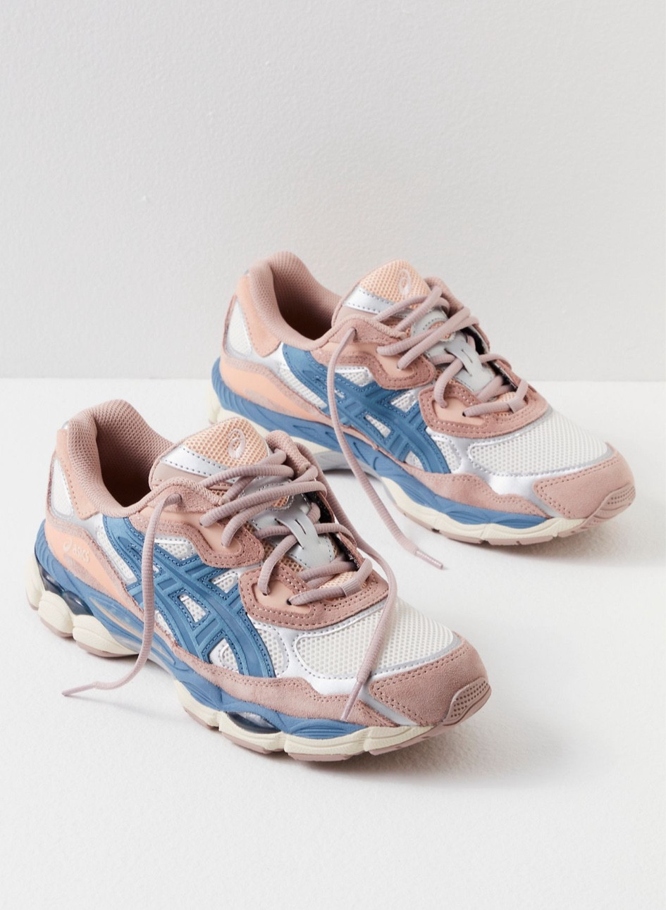 ASICS gel sneaker 

#LTKshoecrush #LTKFind #LTKstyletip
