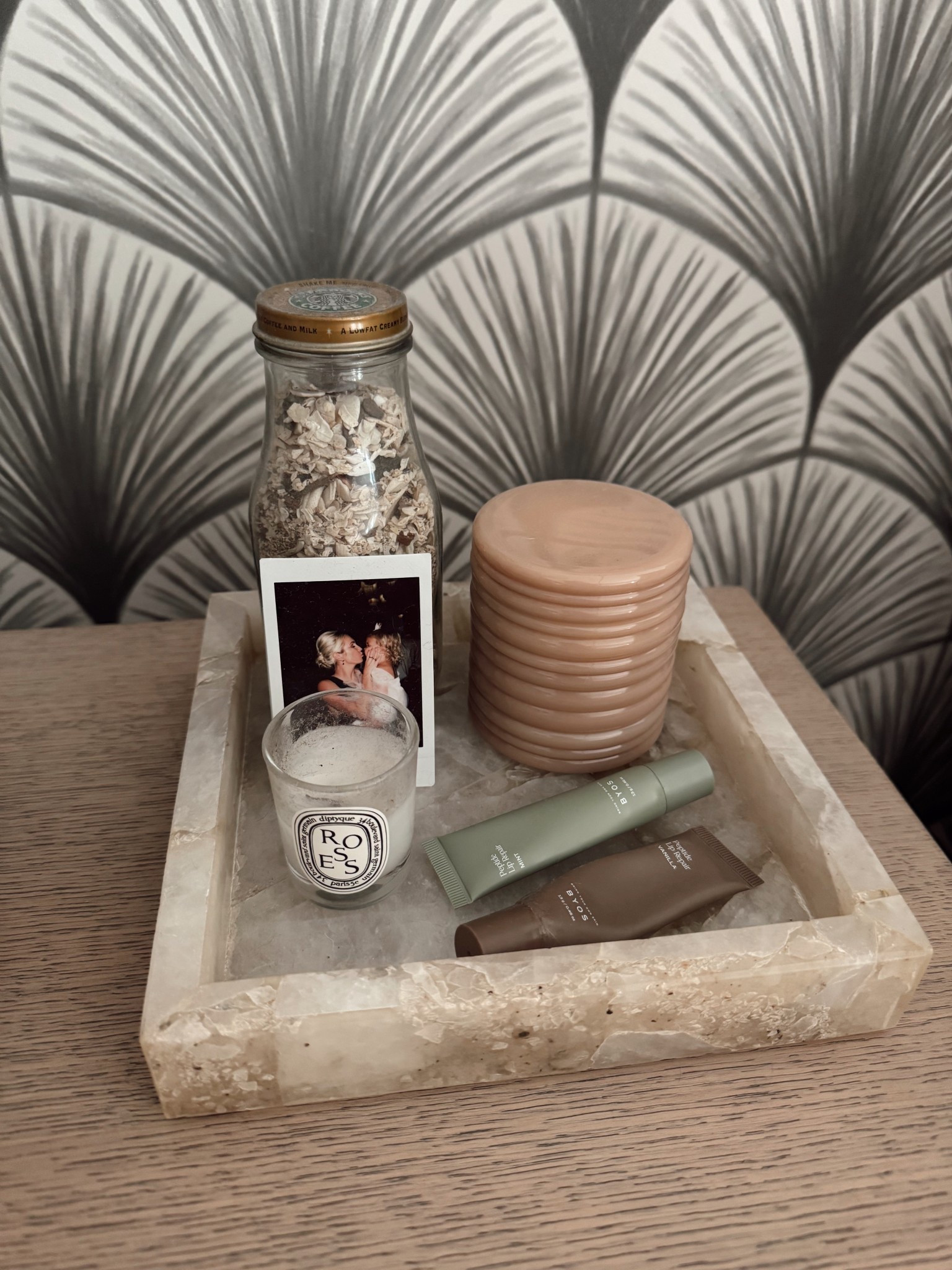 I’ve been loving this retinol hand cream! The packaging is so pretty, I keep it on my nightstand.

#LTKFindsUnder100 #LTKBeauty