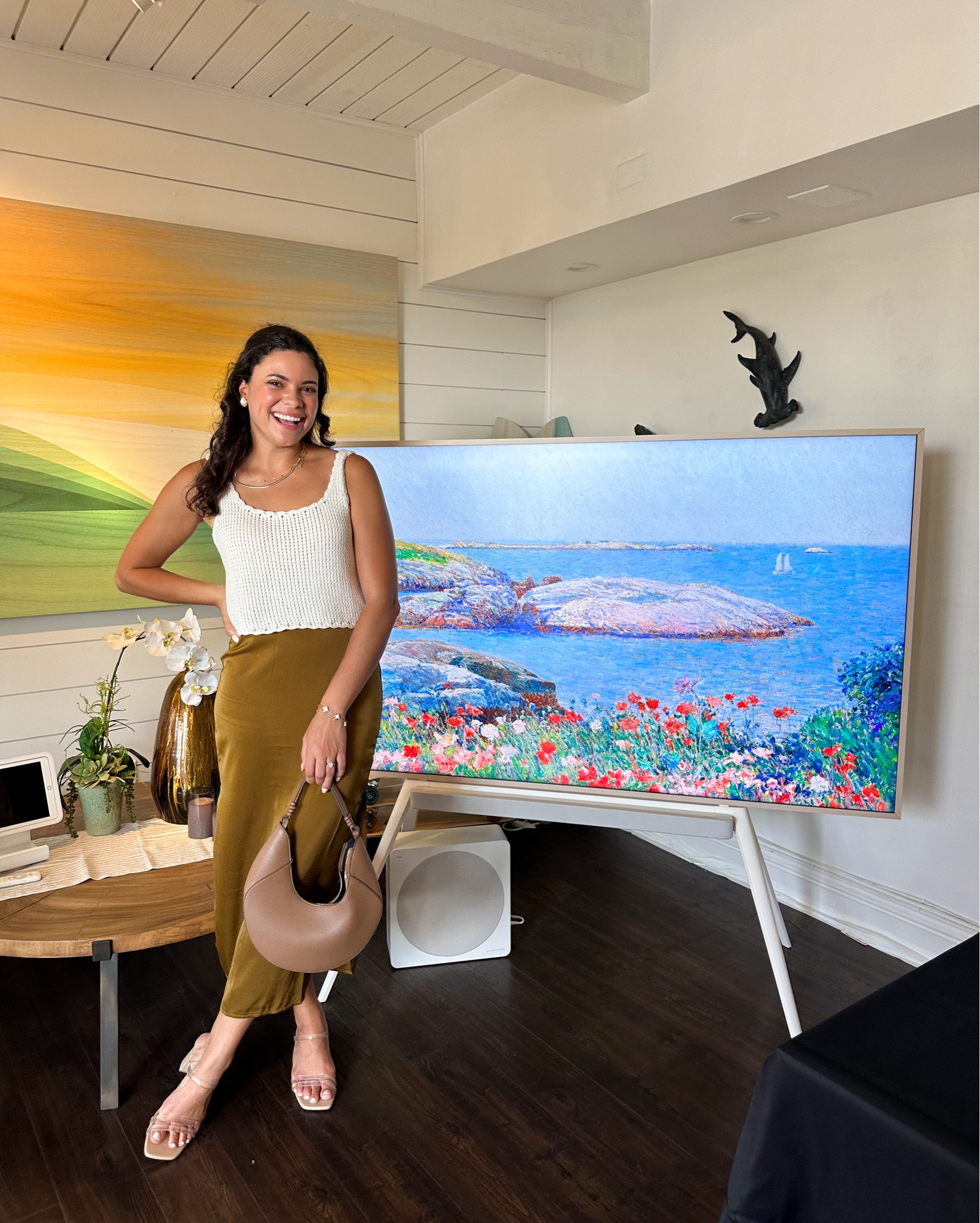 TCL NXTFRAME TV! Anti glare- worlds THINNEST all in one tv!!! Comes with light oak bezel art & tv all in one! Absolutely beautiful quality television comes in multiple sizes!!

#LTKStyleTip #LTKHome #LTKFamily