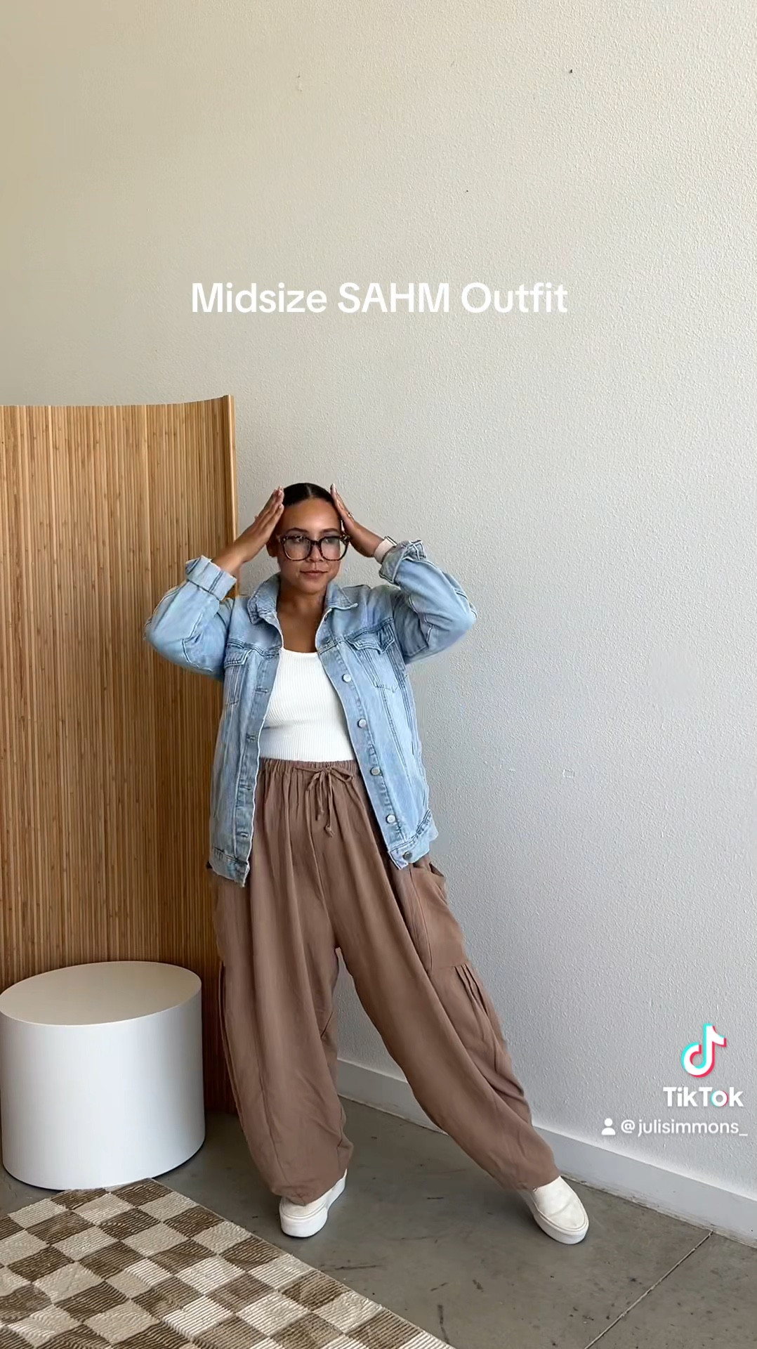 Midsize summer mom outfit 

#LTKMidsize #LTKVideo