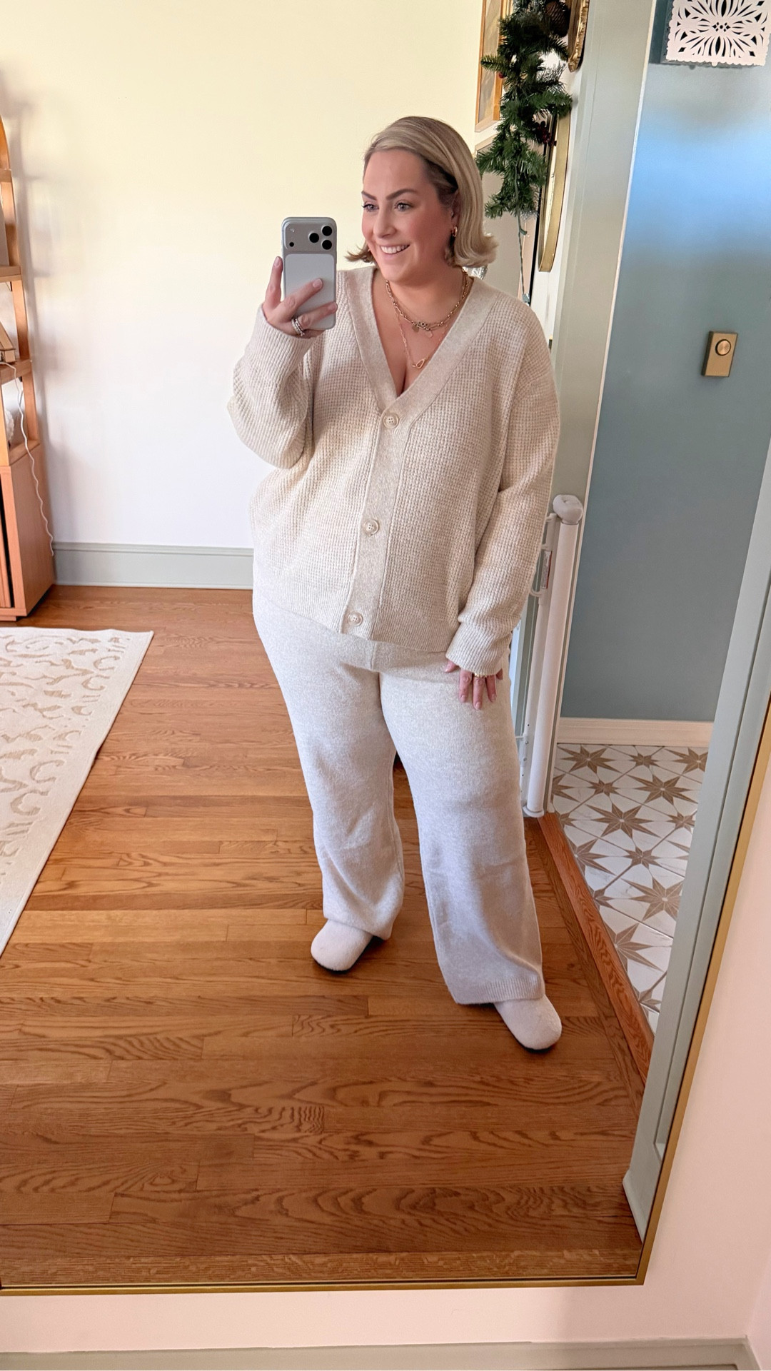 This sweater set is so cute and on sale!! Wearing the 2X🩷 #walmartpartner #walmartstyle @walmartstyle

#LTKFindsUnder50 #LTKSaleAlert #LTKPlusSize