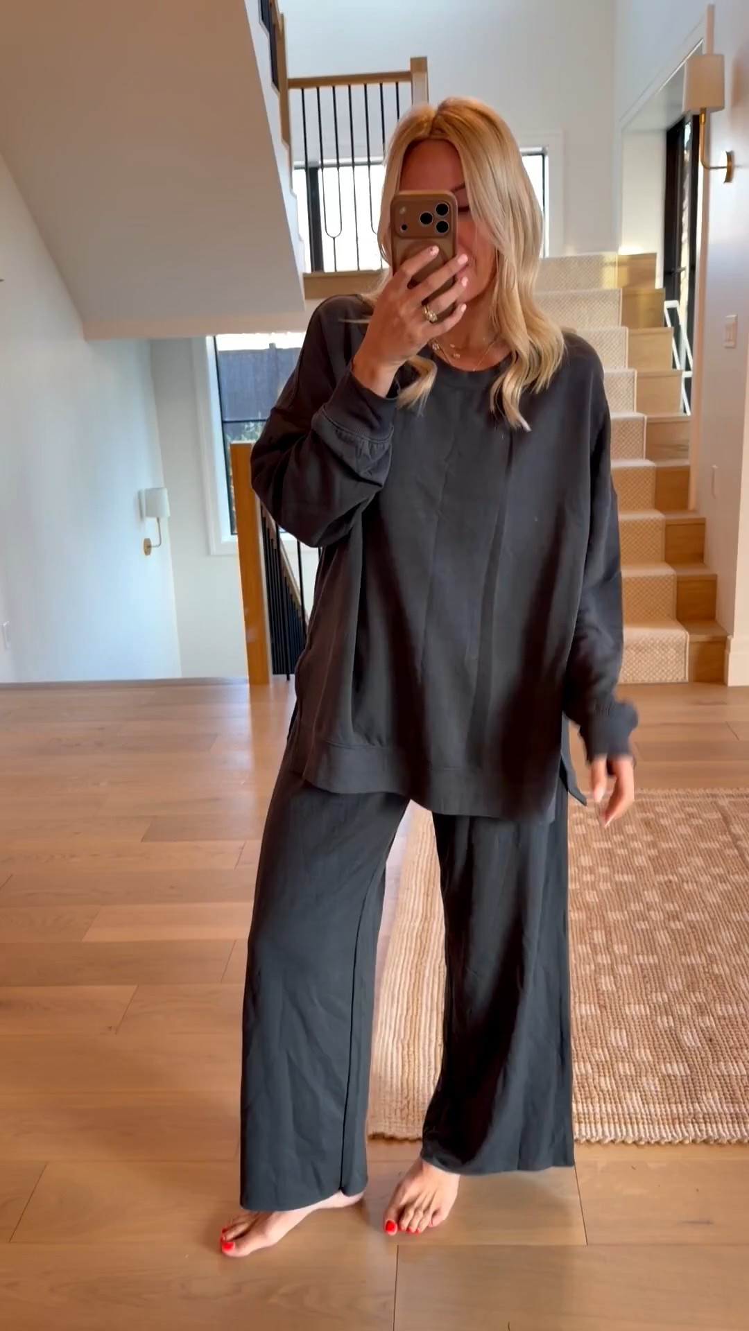 My favorite set I’ve bought in a while!! It’s so so comfy 

#LTKmomlife #LTKootd