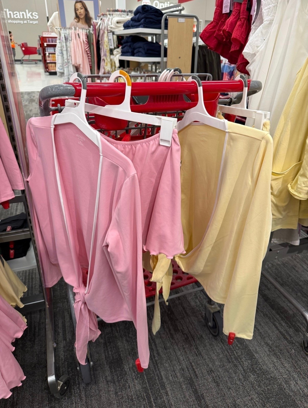 Pink and yellow active sets 💛

#LTKgrwm #LTKActive #LTKfitnessgoals
