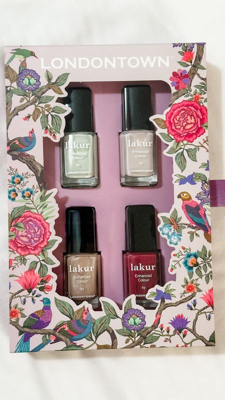 Great Mother’s Day gift for at home nail doer! Only $32! Set includes full size bottles of:
Lichen
Princess Awaits
Pearl
Flirty & Thriving

#LTKGiftGuide #LTKbeauty #LTKfindsunder50