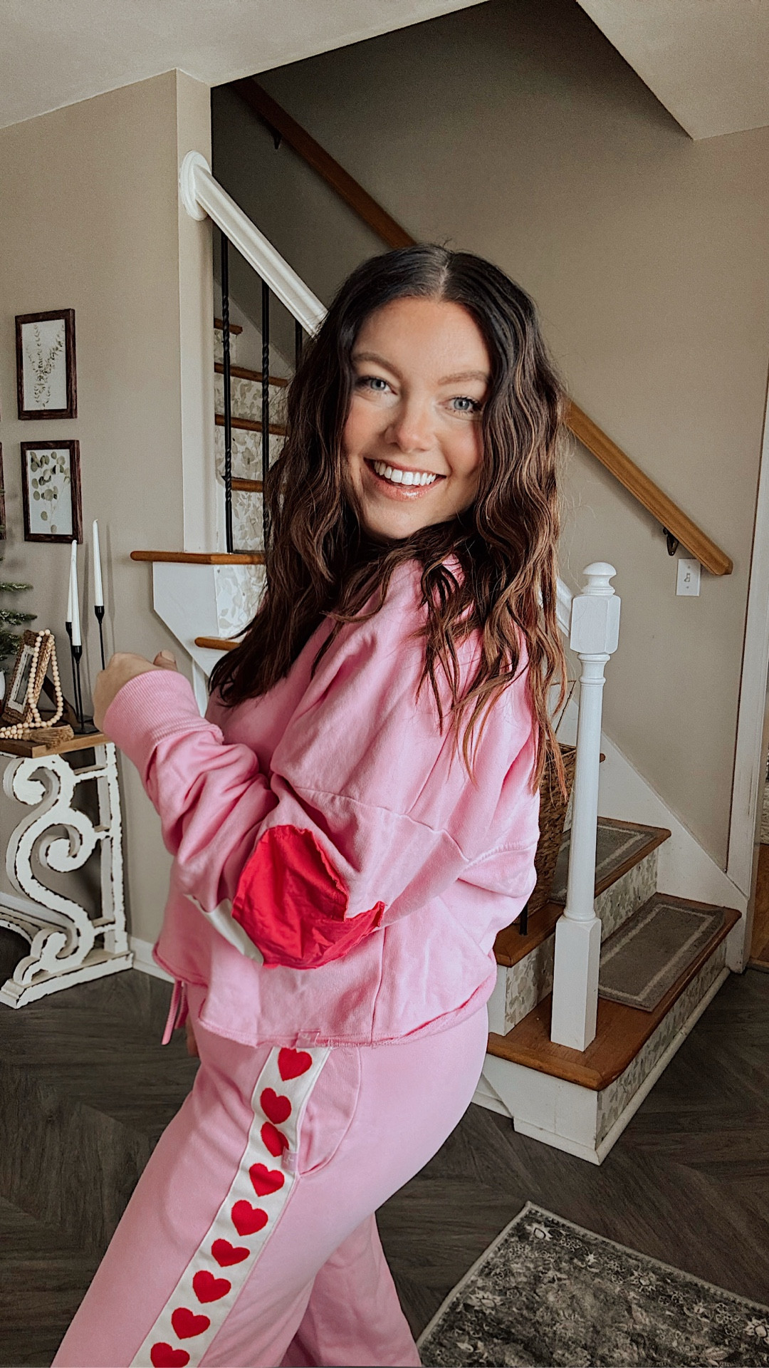 was so excited to snag this set from @target’s new spring athleisure drop and these bright pops of color are giving me life in the middle of winter. the perfect little valentine’s day vibe 💕

linking everything in my @shop.ltk - you can follow the link in my bio!

#targetstyle #athleisure #valentinesdaystyle #postpartumstyle #momstyle 

#LTKmomlife #LTKootd #LTKgrwm