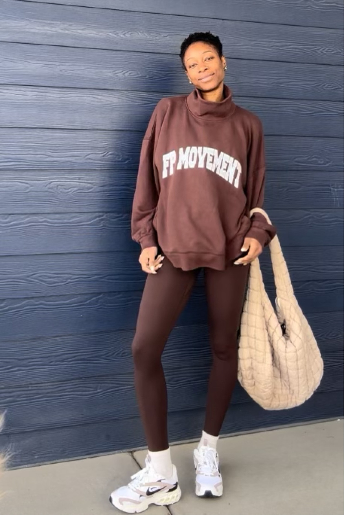 The cutest + comfiest fit today 🤎

#freepeople #varley #nikeairzoom

#LTKShoeCrush #LTKActive #LTKStyleTip